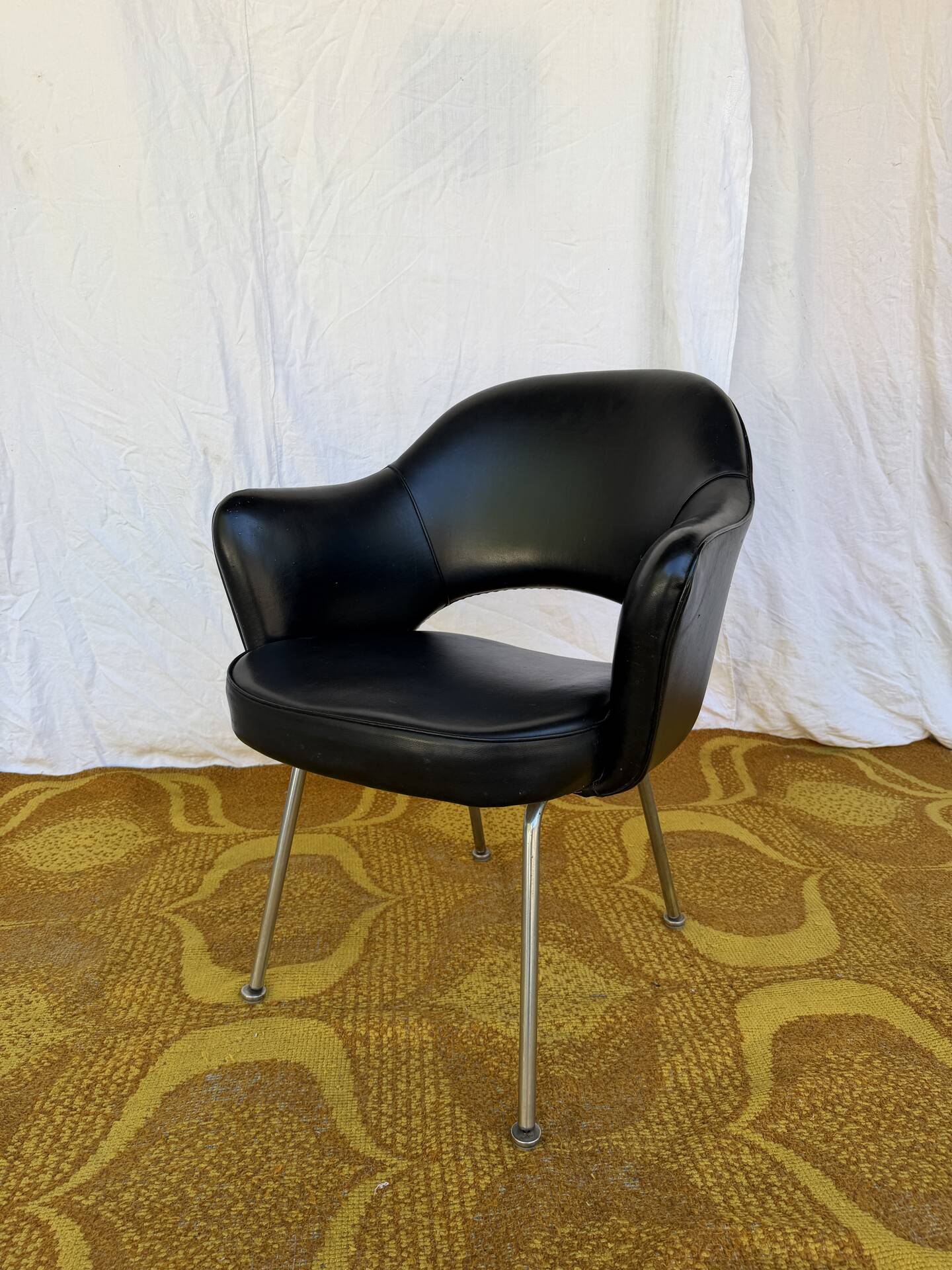 Saarinen Conference Chair by Knoll International
