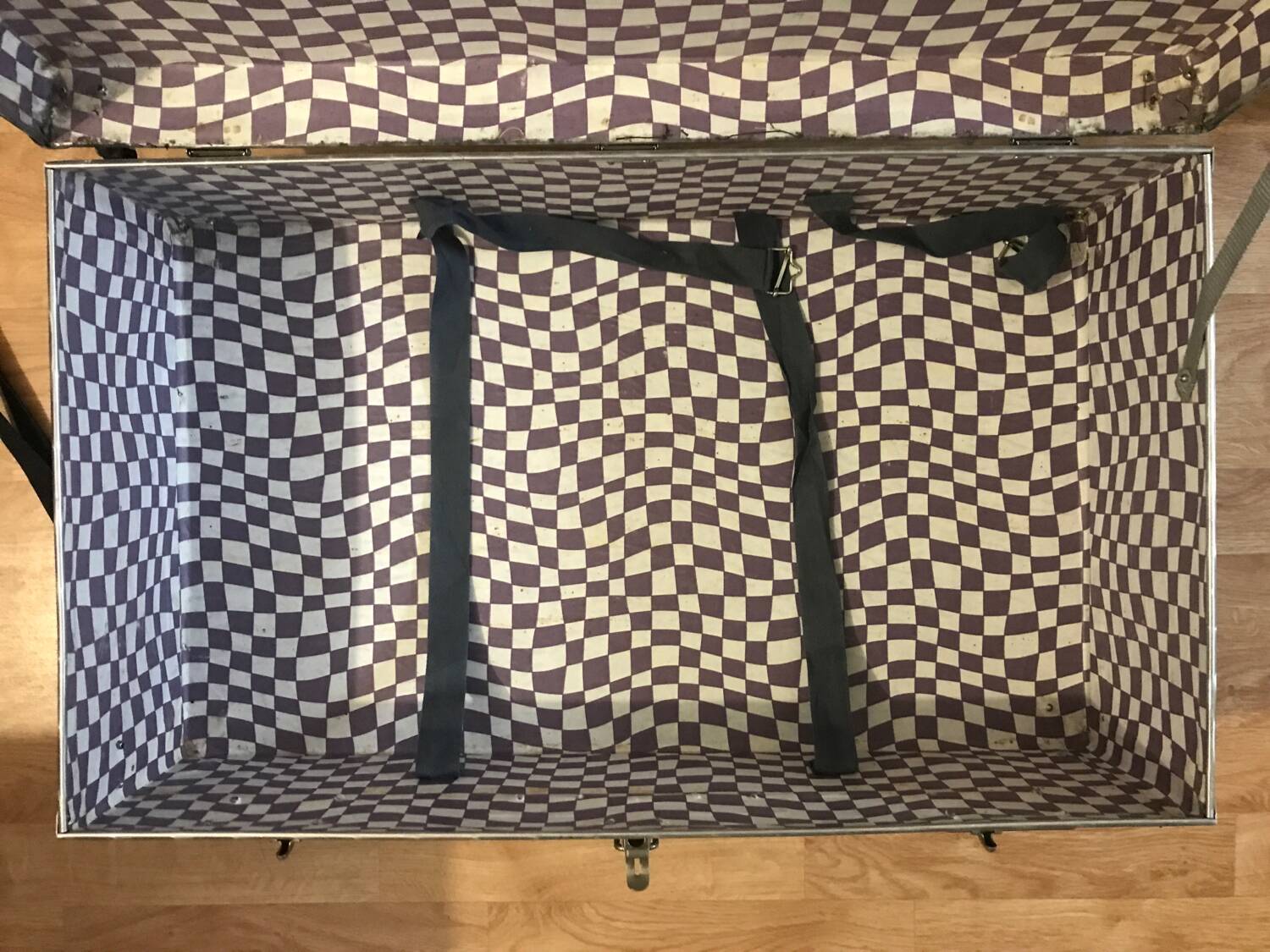 Corked ALUMINUM suitcase