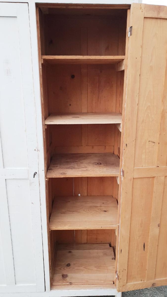 Vintage parisian wardrobe