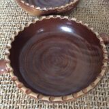 8 dishes in glazed terracotta