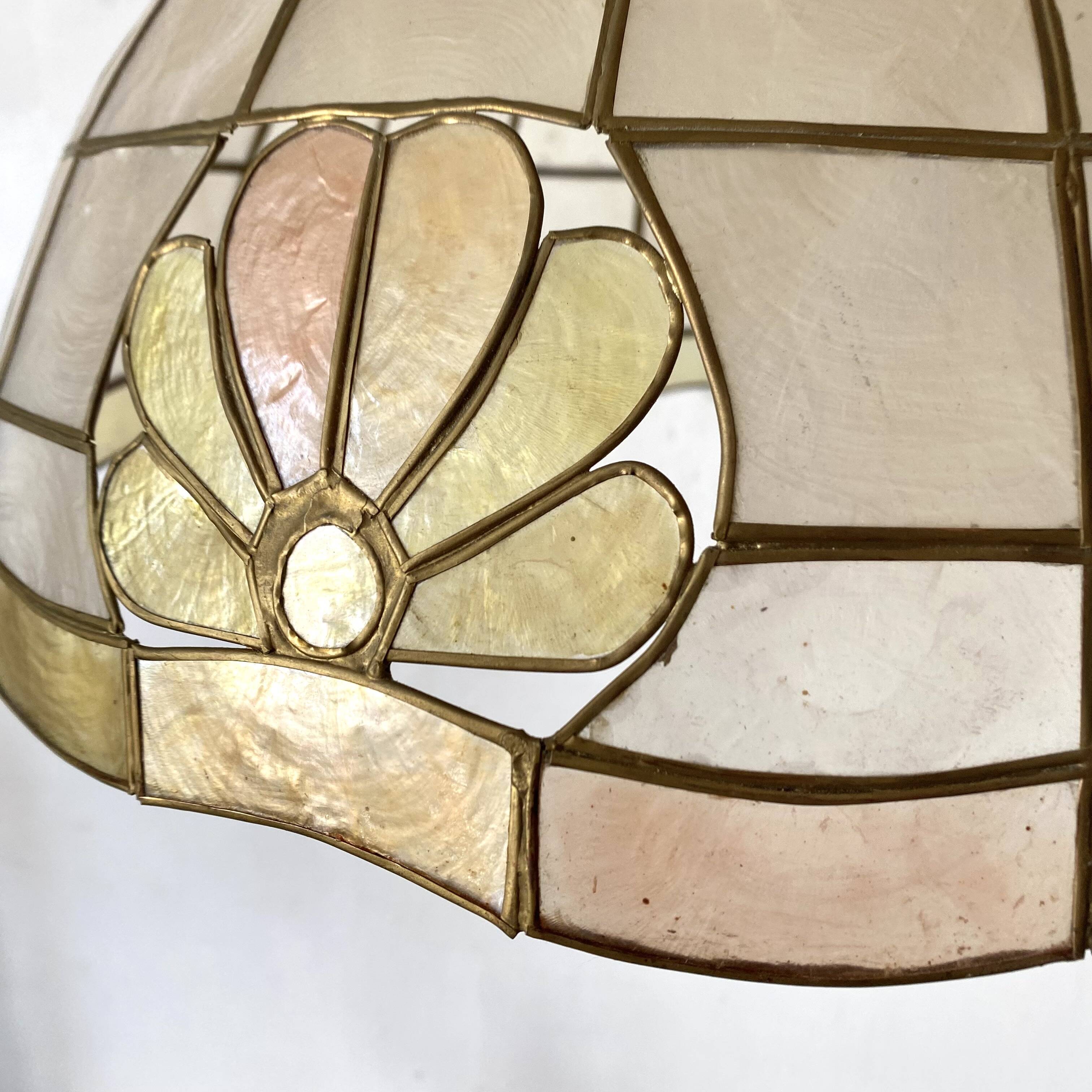 Vintage mother-of-pearl pendant light