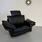Contemporary design armchair Intertime I-Cielo in black leather