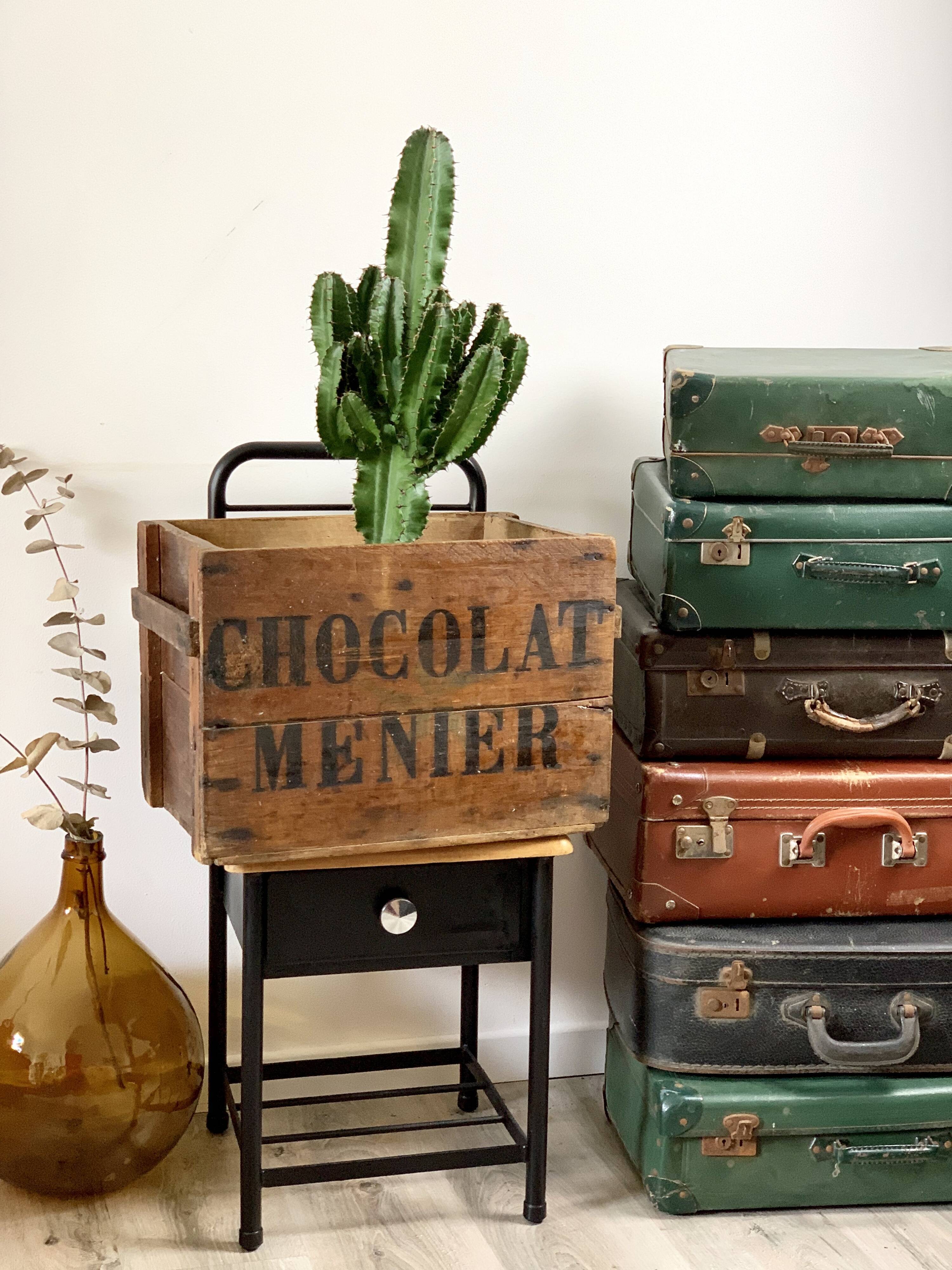 Old menier vintage chocolate crate