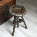 Tabouret tripode à vis réglable