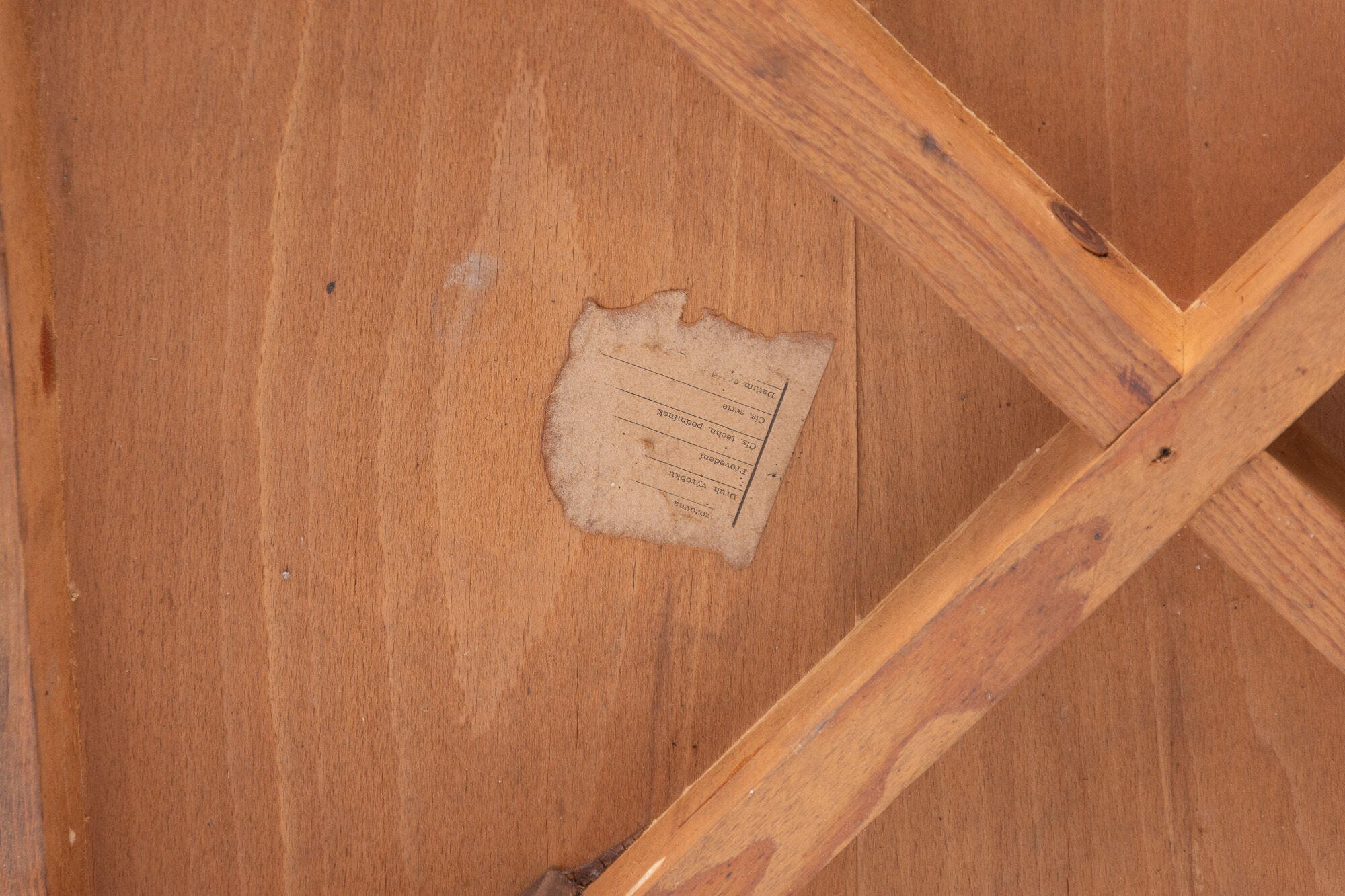 Spider table H-259, Jindřich Halabala