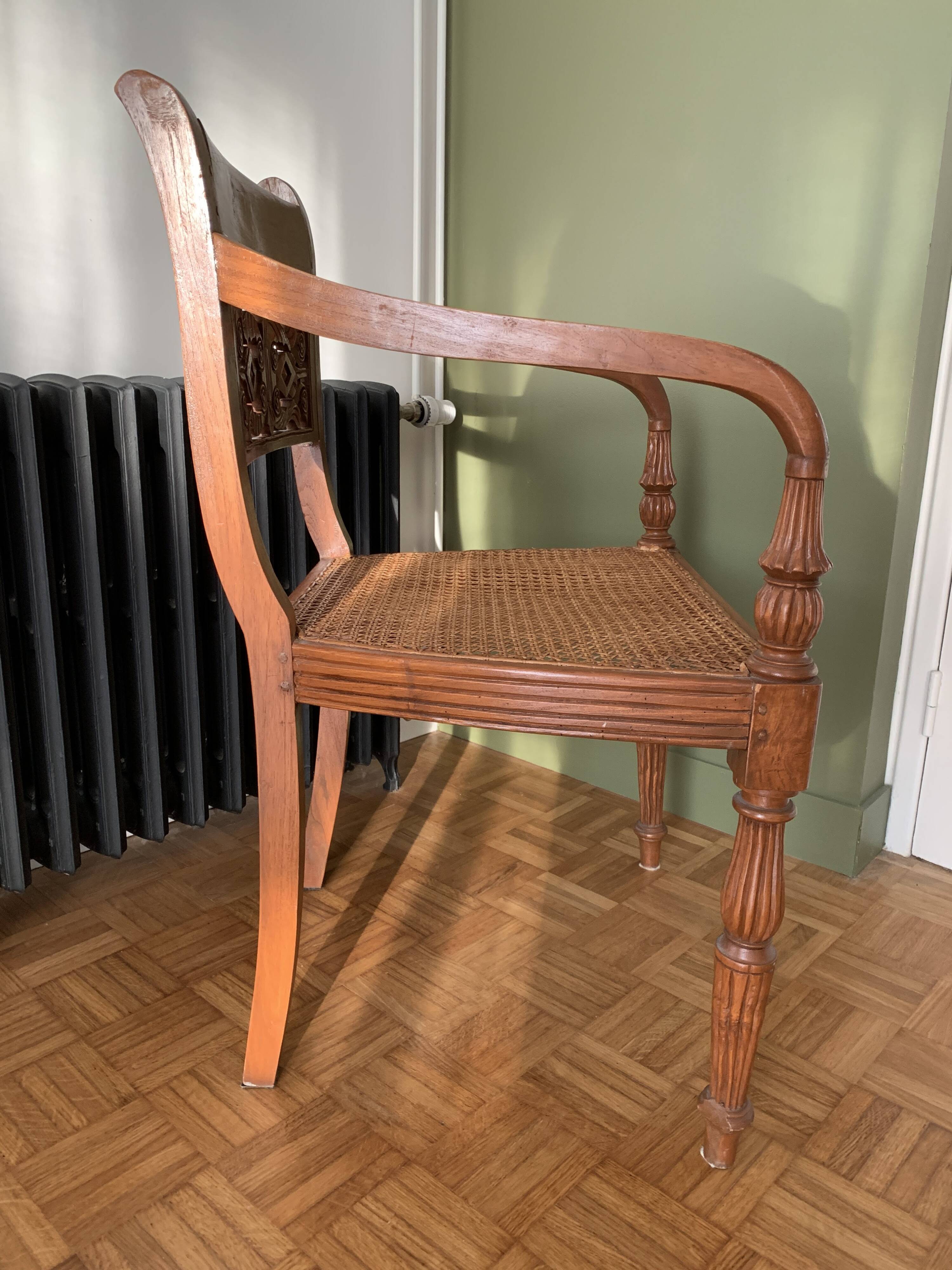 Fauteuil bois et cannage