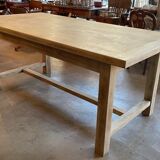 Farm table