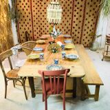 Farm table