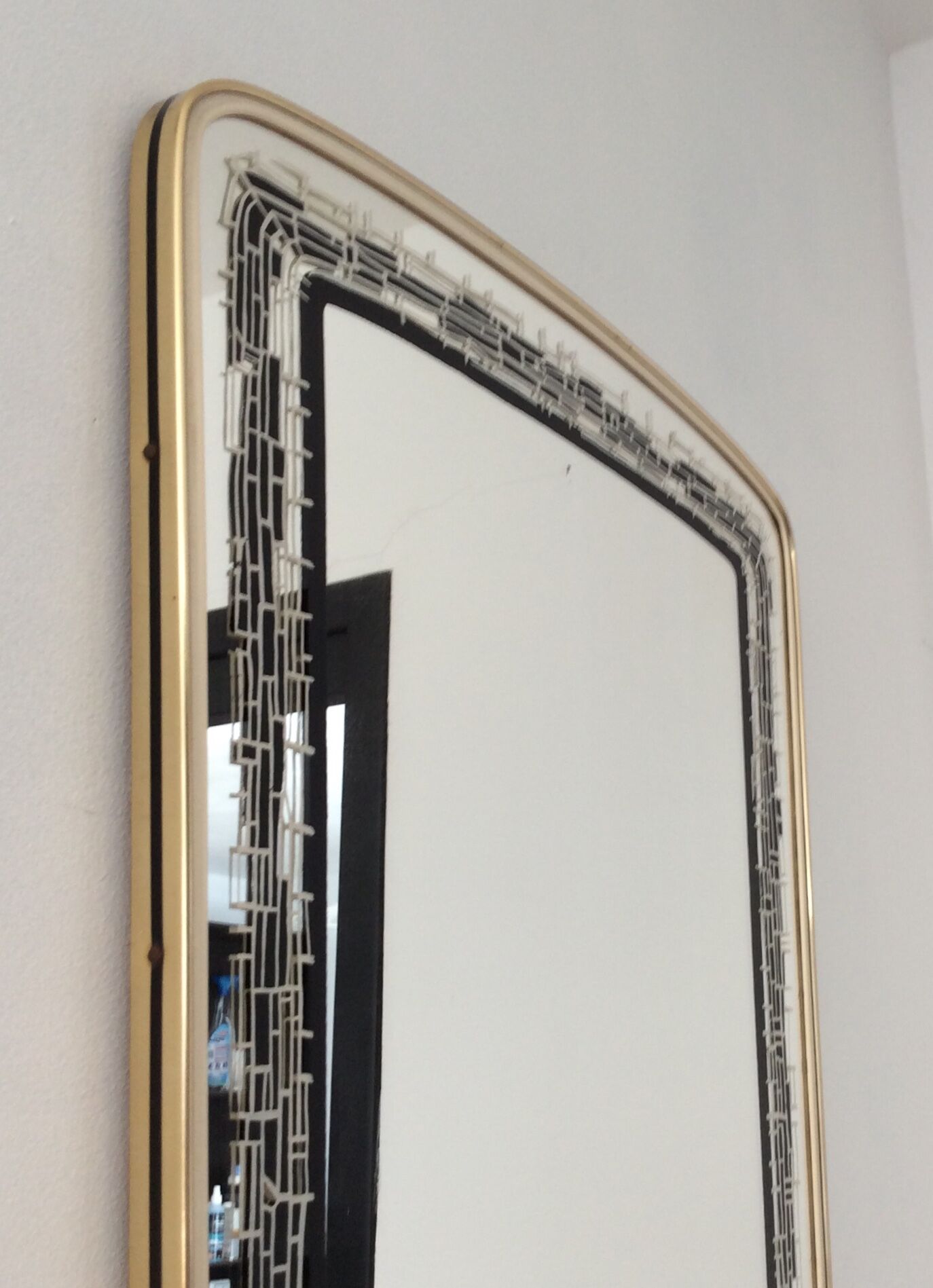 Large asymmetrical free-form mirror from the 70s 43x80cm