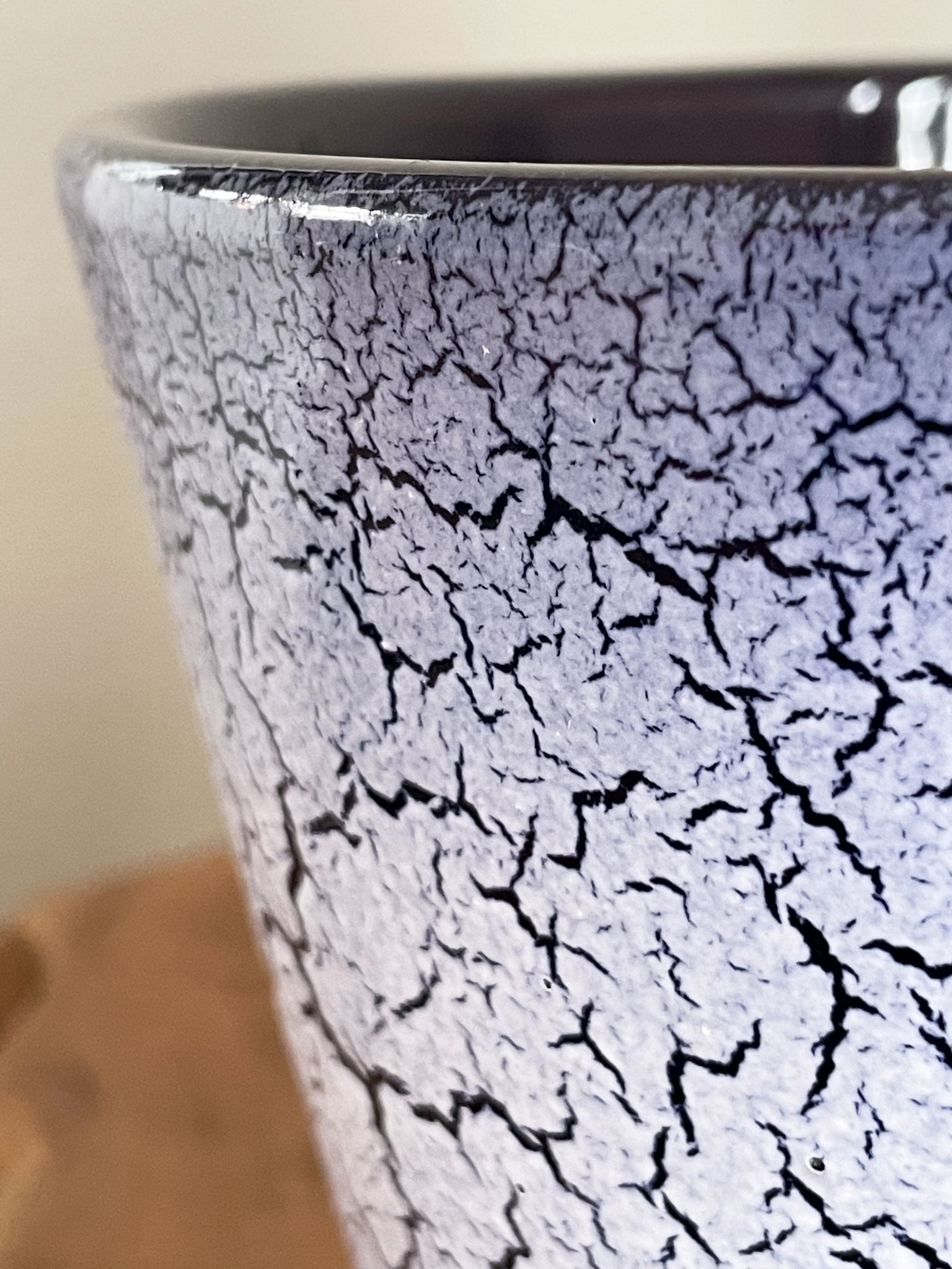 Crackled Reduction Glaze Planter in Blue and White Colours, Vintage Retro Flower Pot