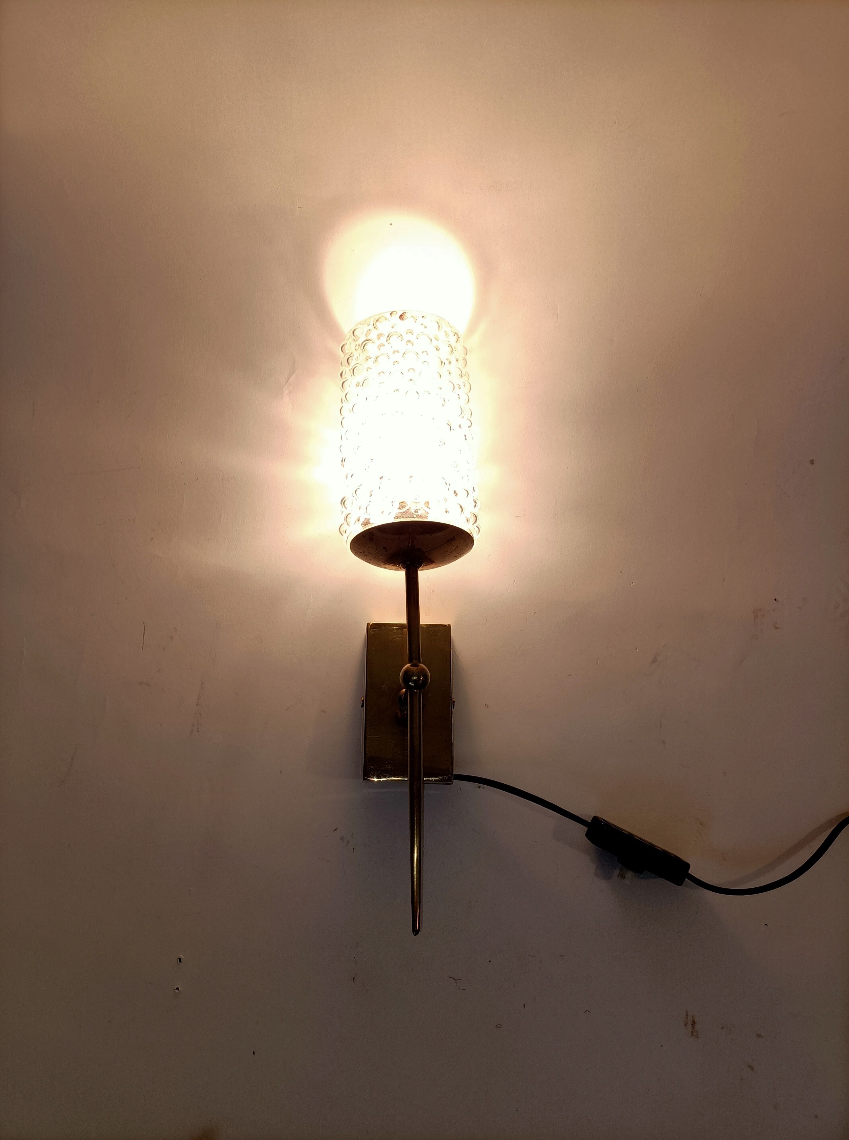 Wall lamp in golden brass Vintage. 1960.