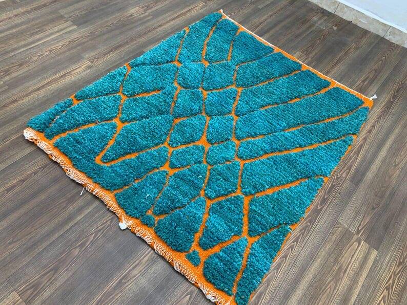Tapis beni ouraine fait main traditionnelle taille 140 x 260 cm