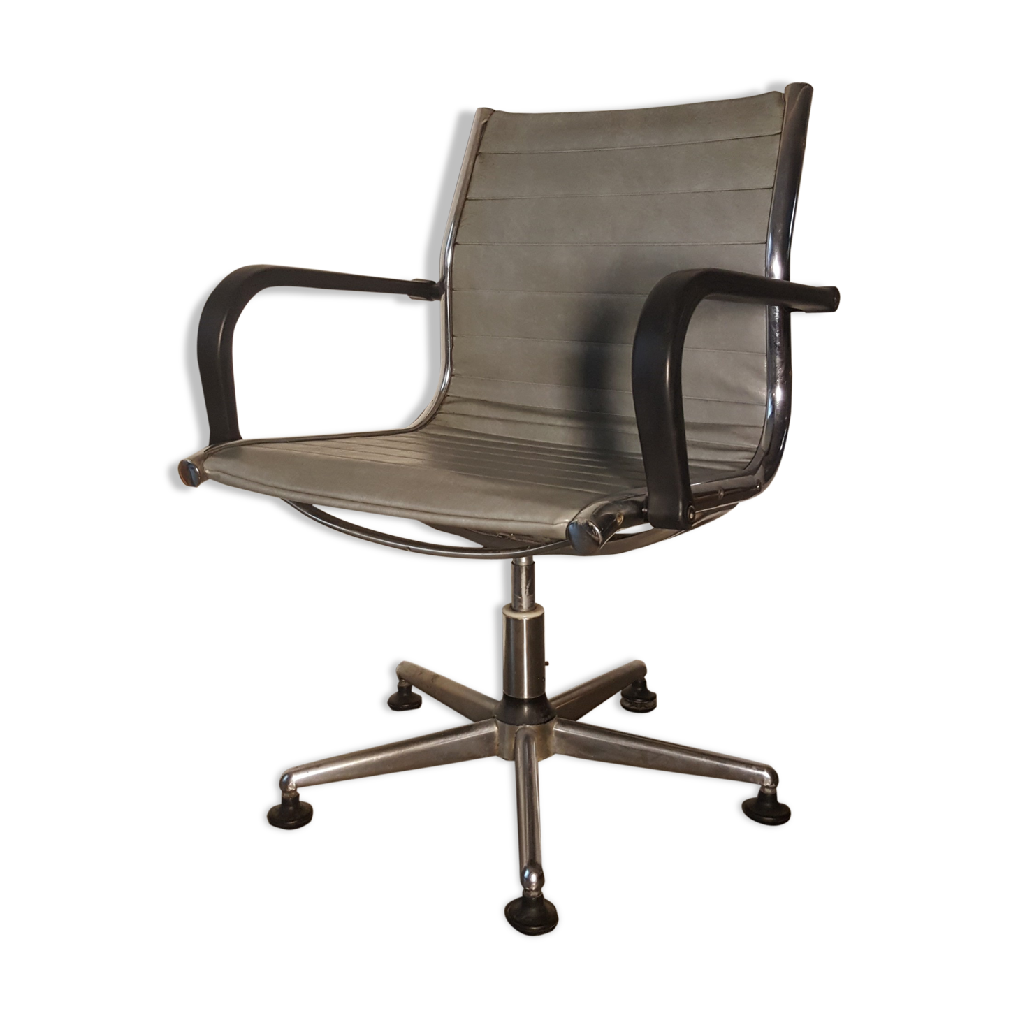 Office chair 70