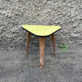 Small triangular paneling small yellow coffee table tripode door midcentury plant 1950 old
