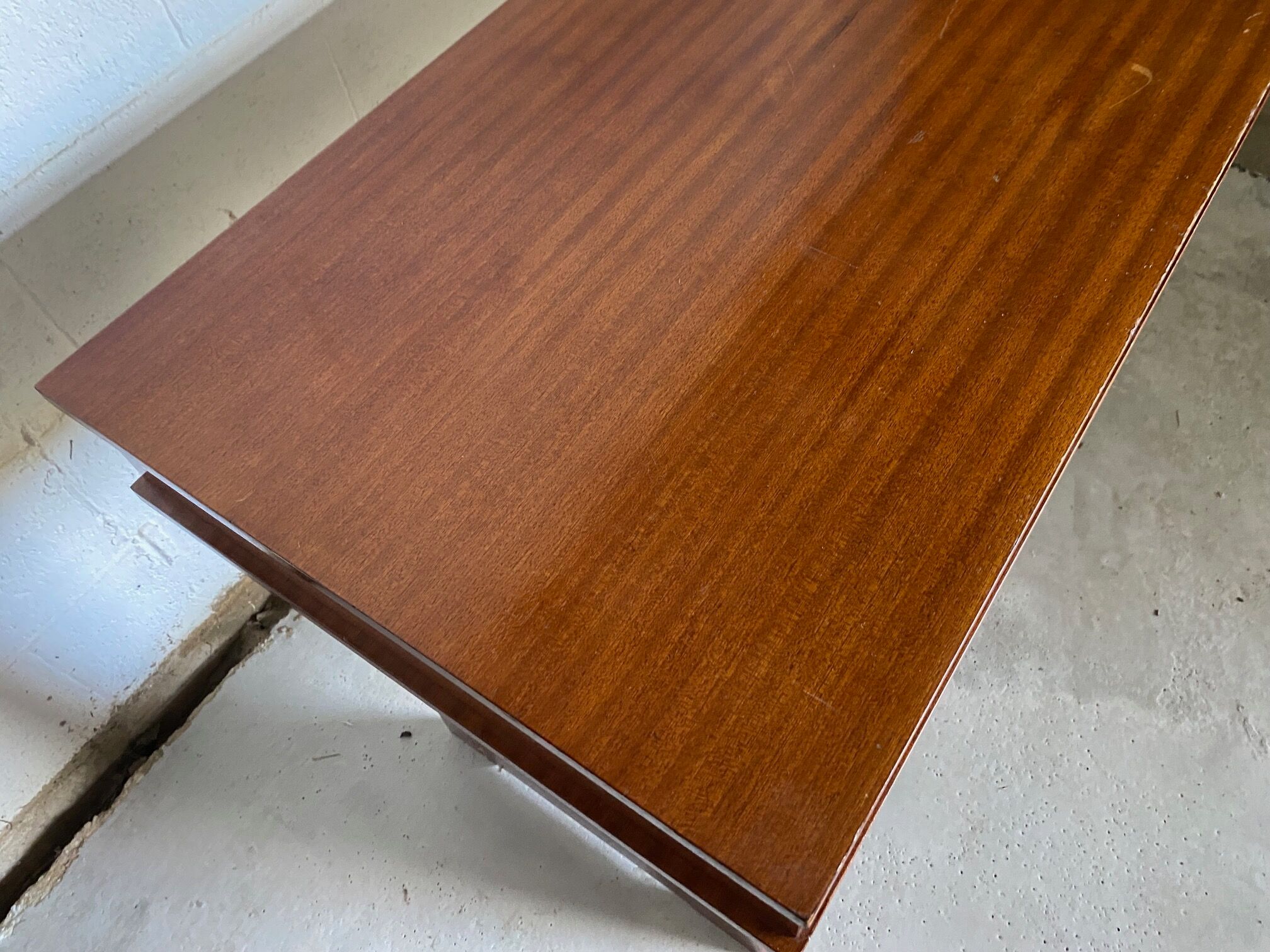 Gautier desk 2 drawers 2 wooden niches 1970