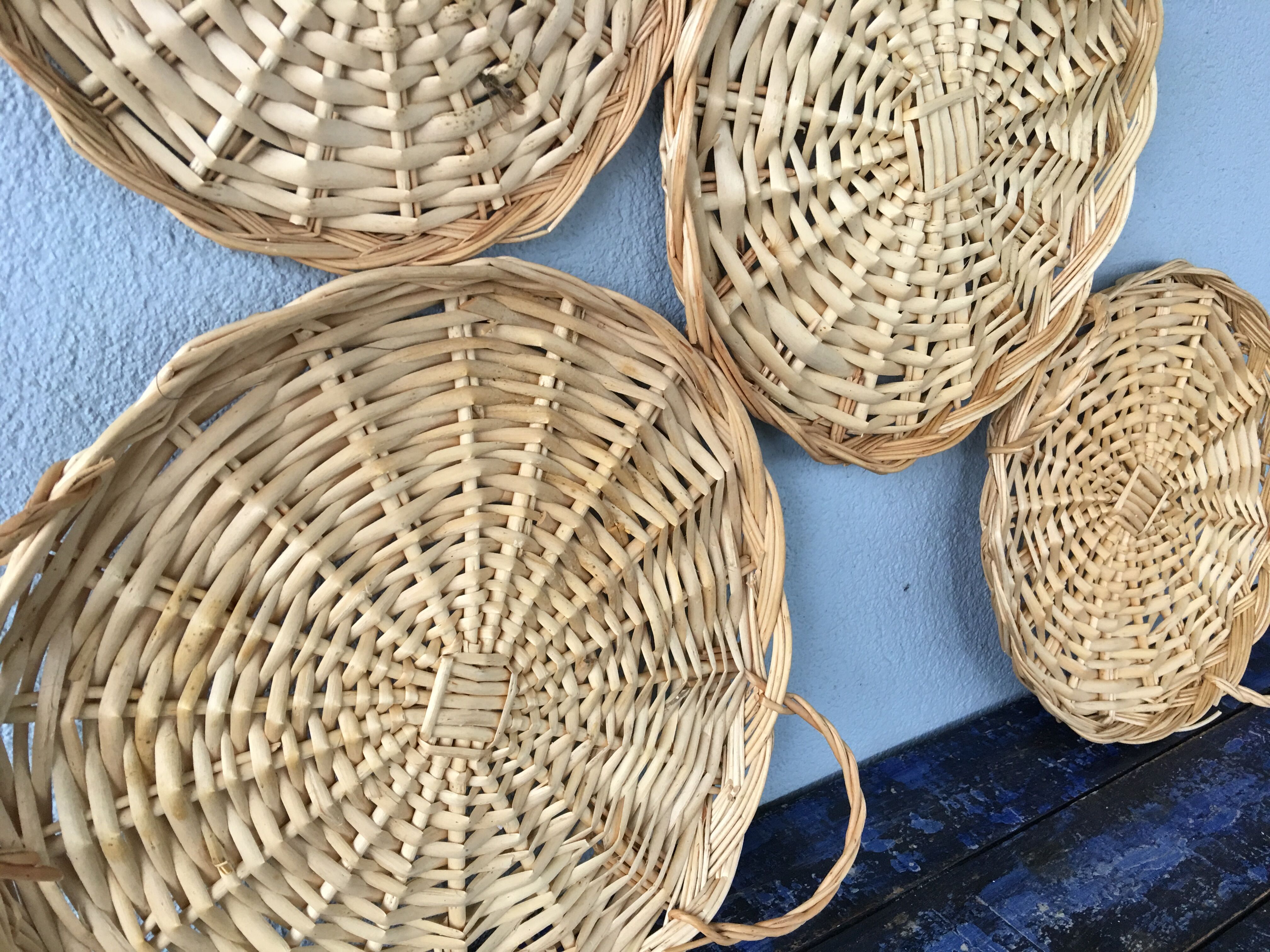 Lot de 4 plateaux rotin