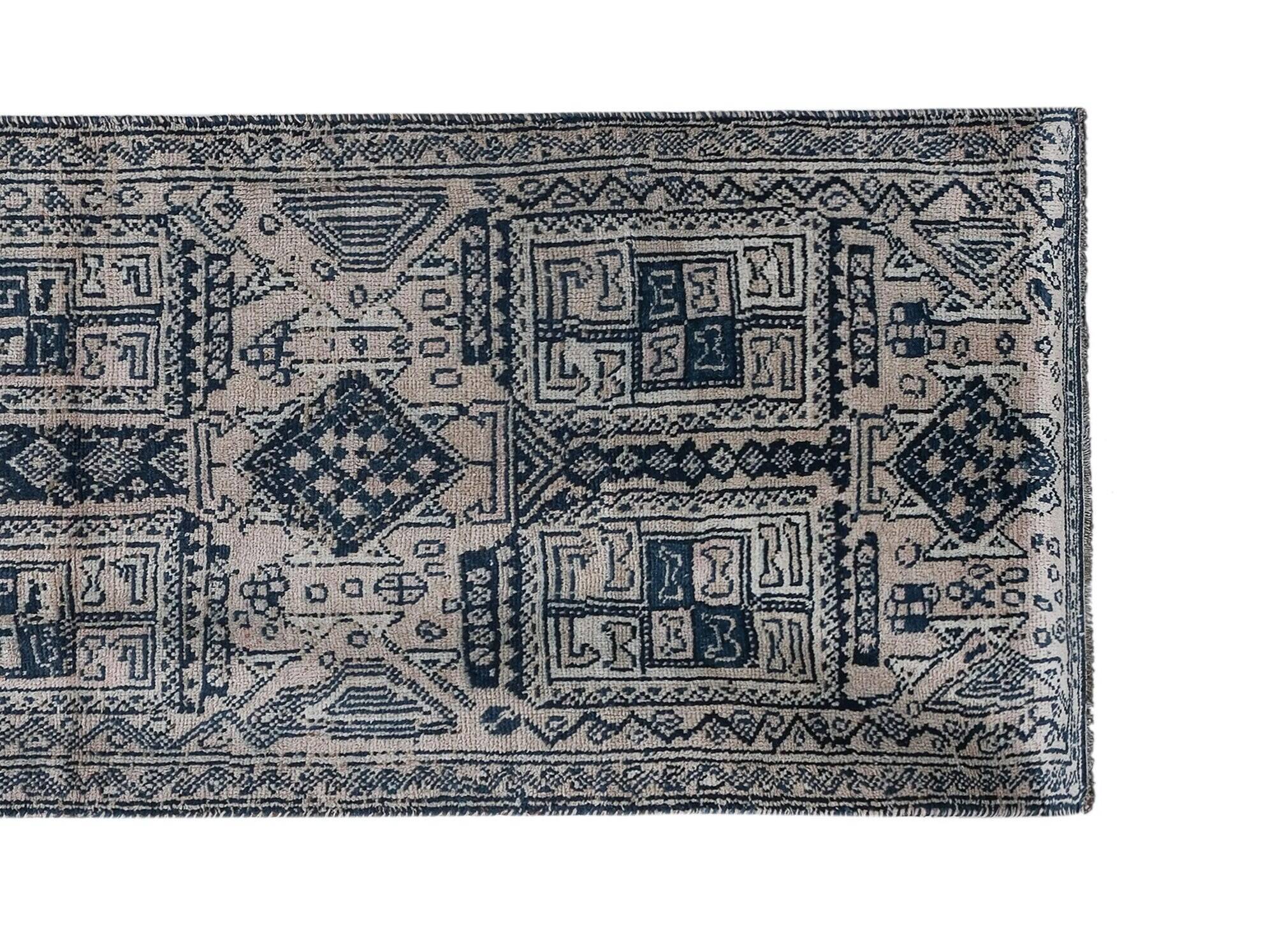 Vintage Turkish hallway rug 110x318 cm