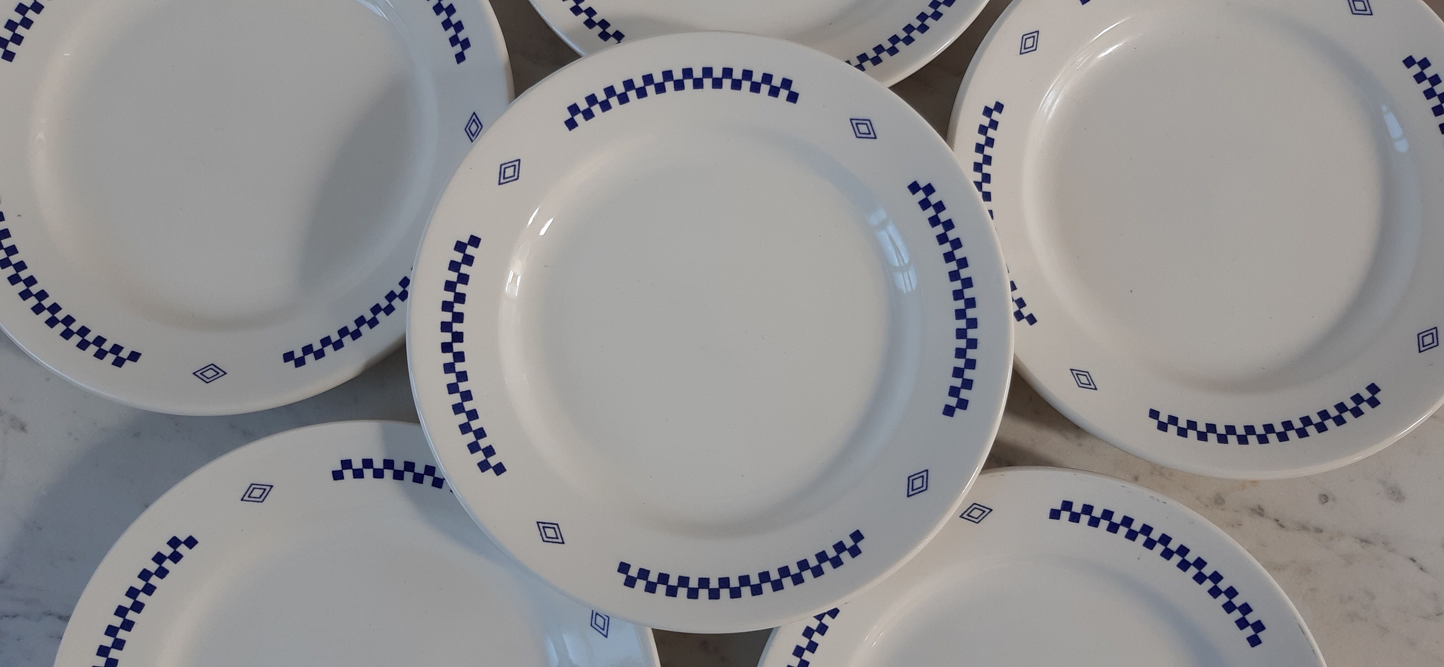 Set of 6 dessert plates Lustucru 80s