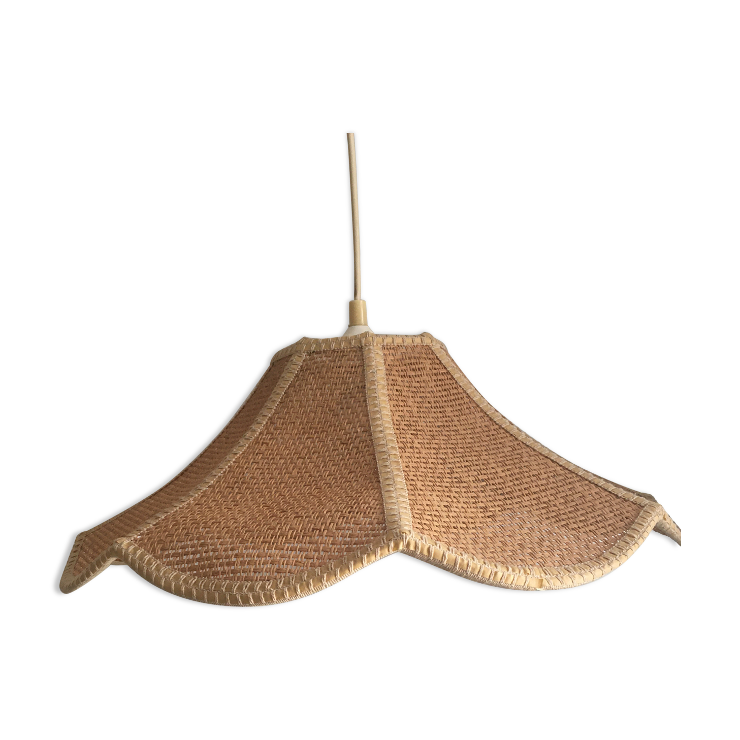 Vintage rattan flower suspension