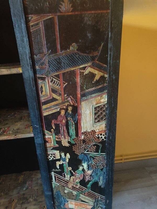 Chinese furniture in black lacquer