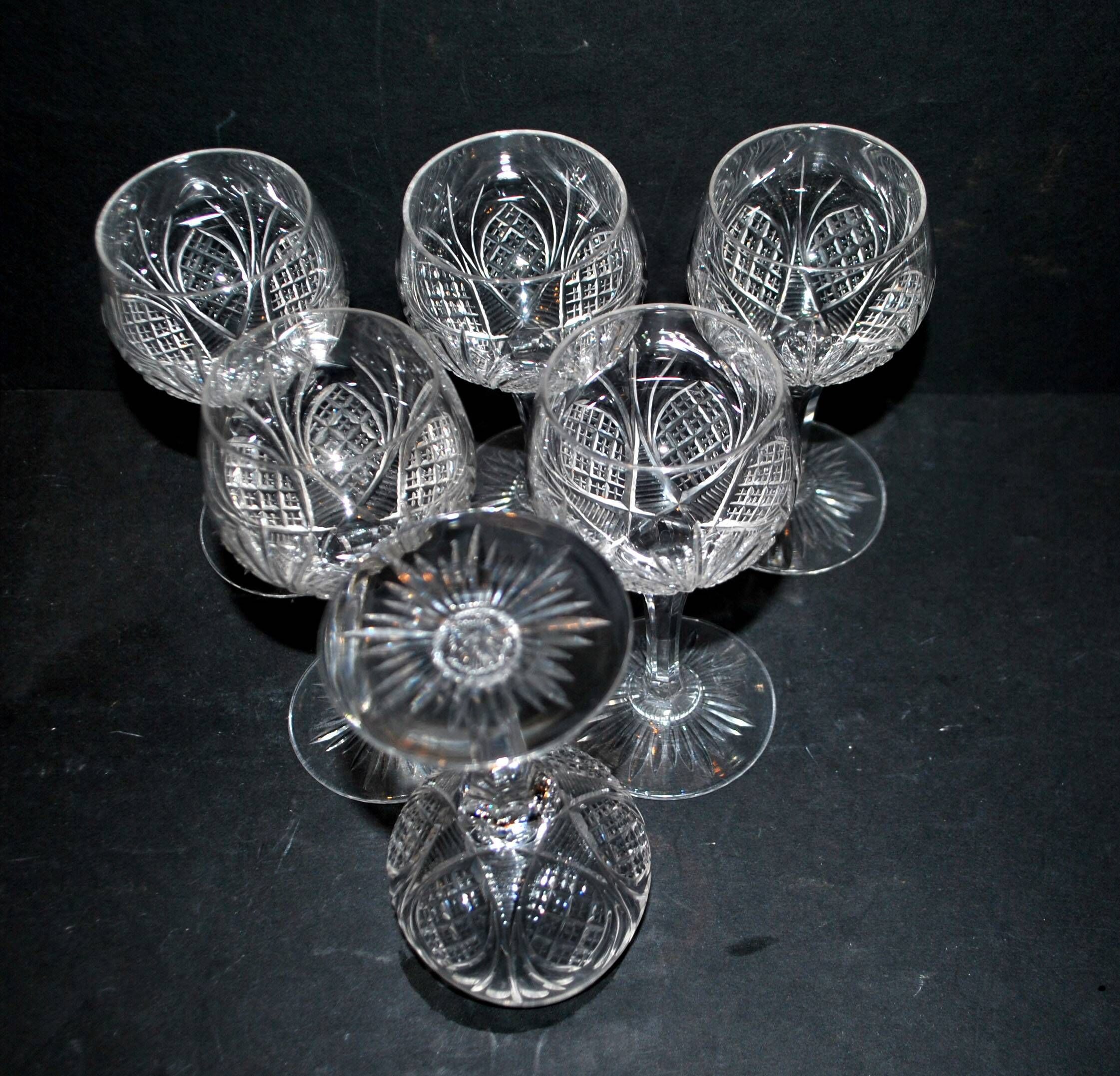 Set of 6 white wine glasses 1900 in cut crystal BACCARAT model 9157 catalog 1907 H13.5