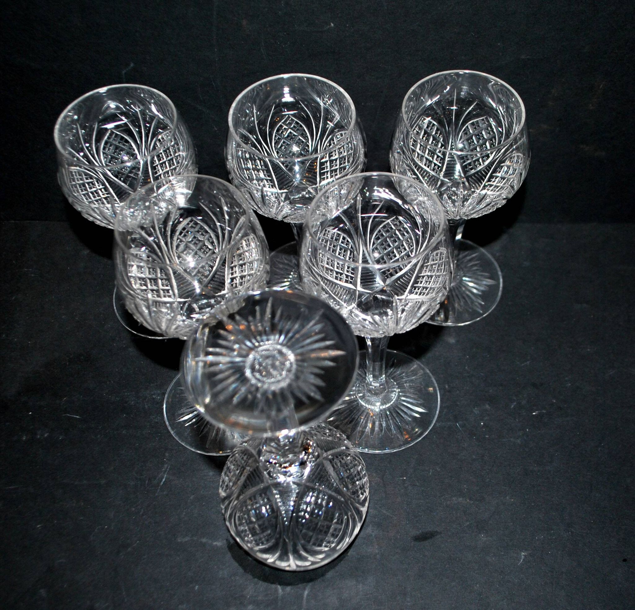 Set of 6 white wine glasses 1900 in cut crystal BACCARAT model 9157 catalog 1907 H13.5