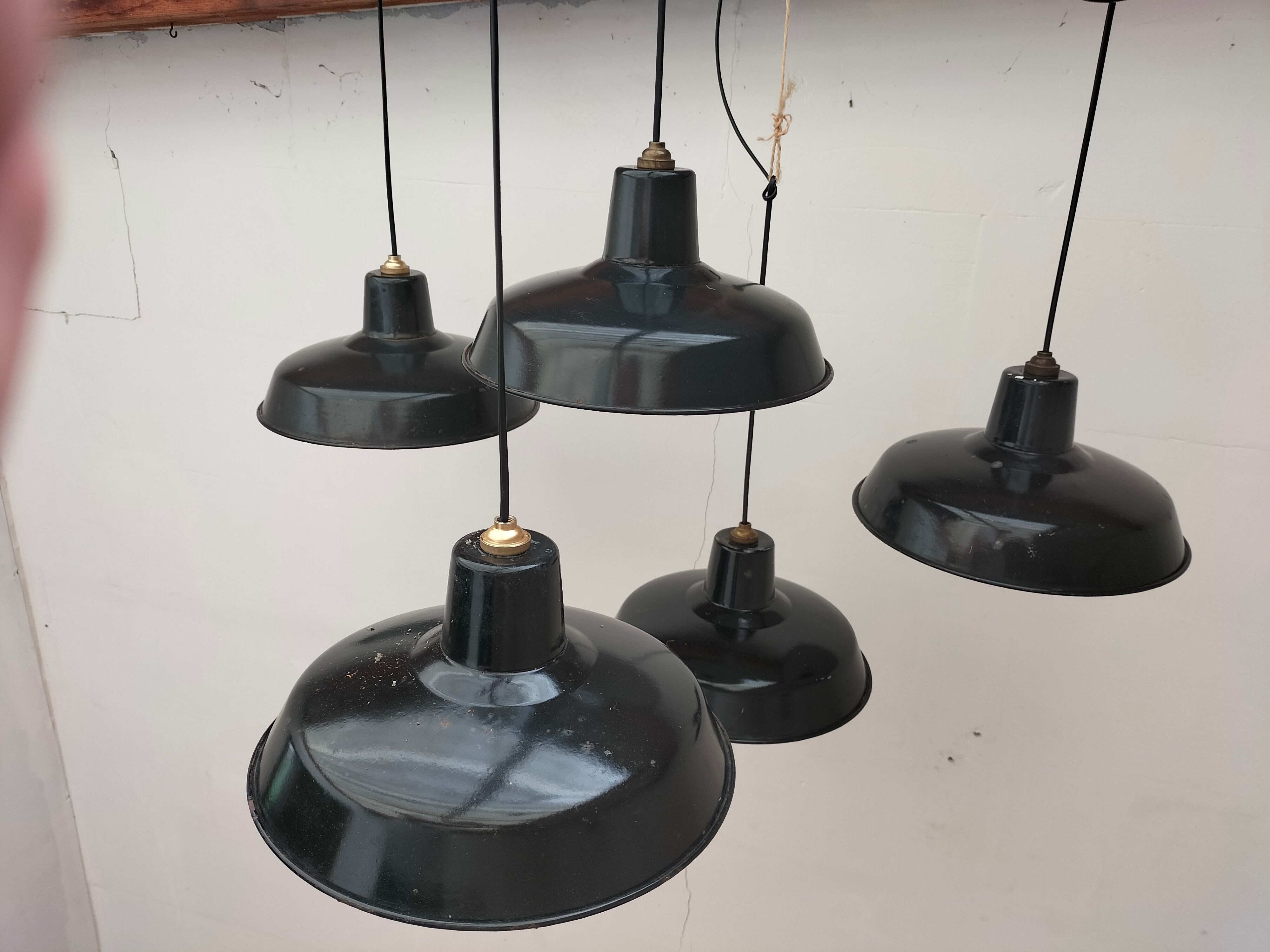 Set of 5 hanging lamps