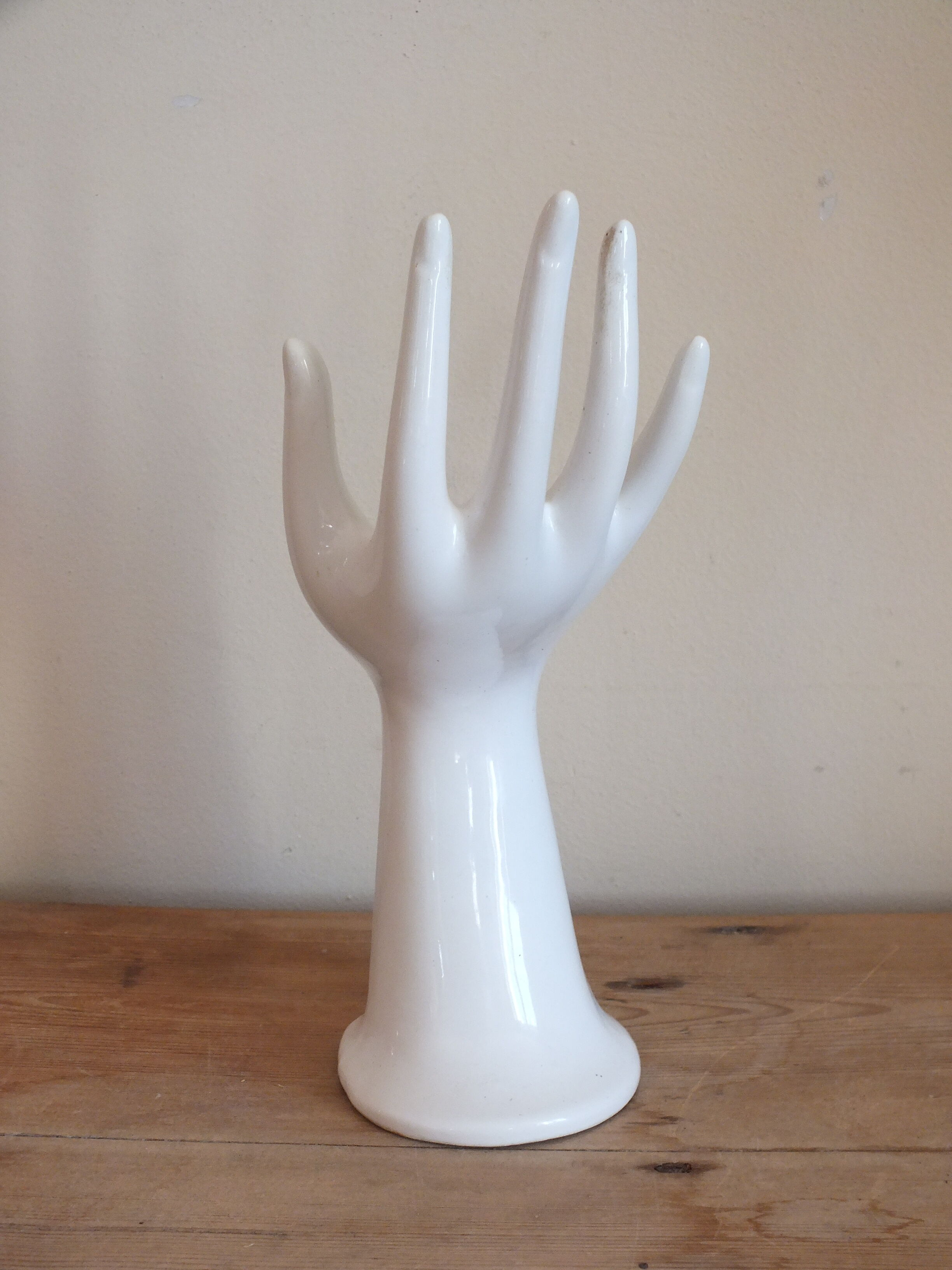 Vintage hand - white ceramic flower ring or pique