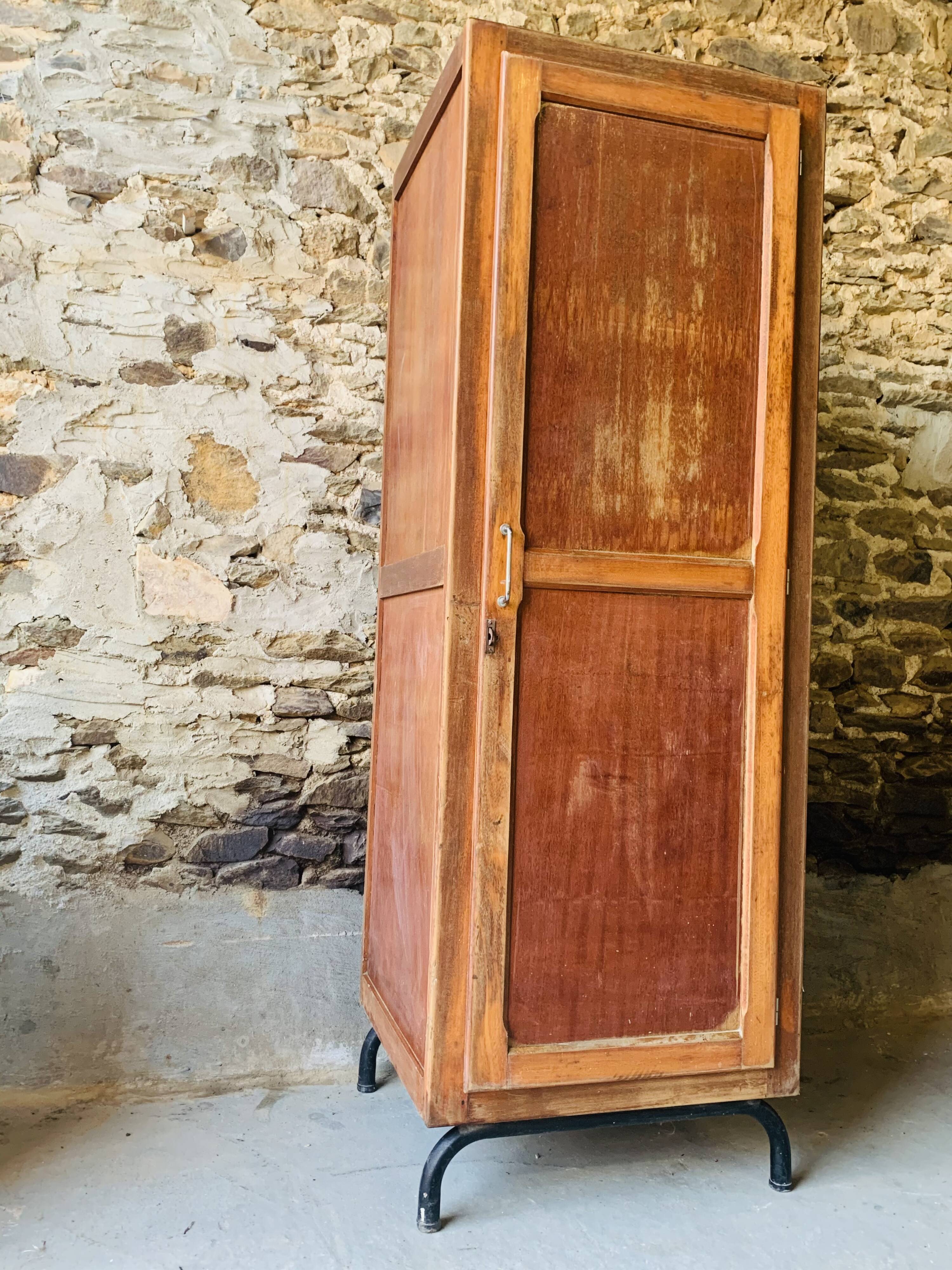 Armoire d’école en bois 1 porte