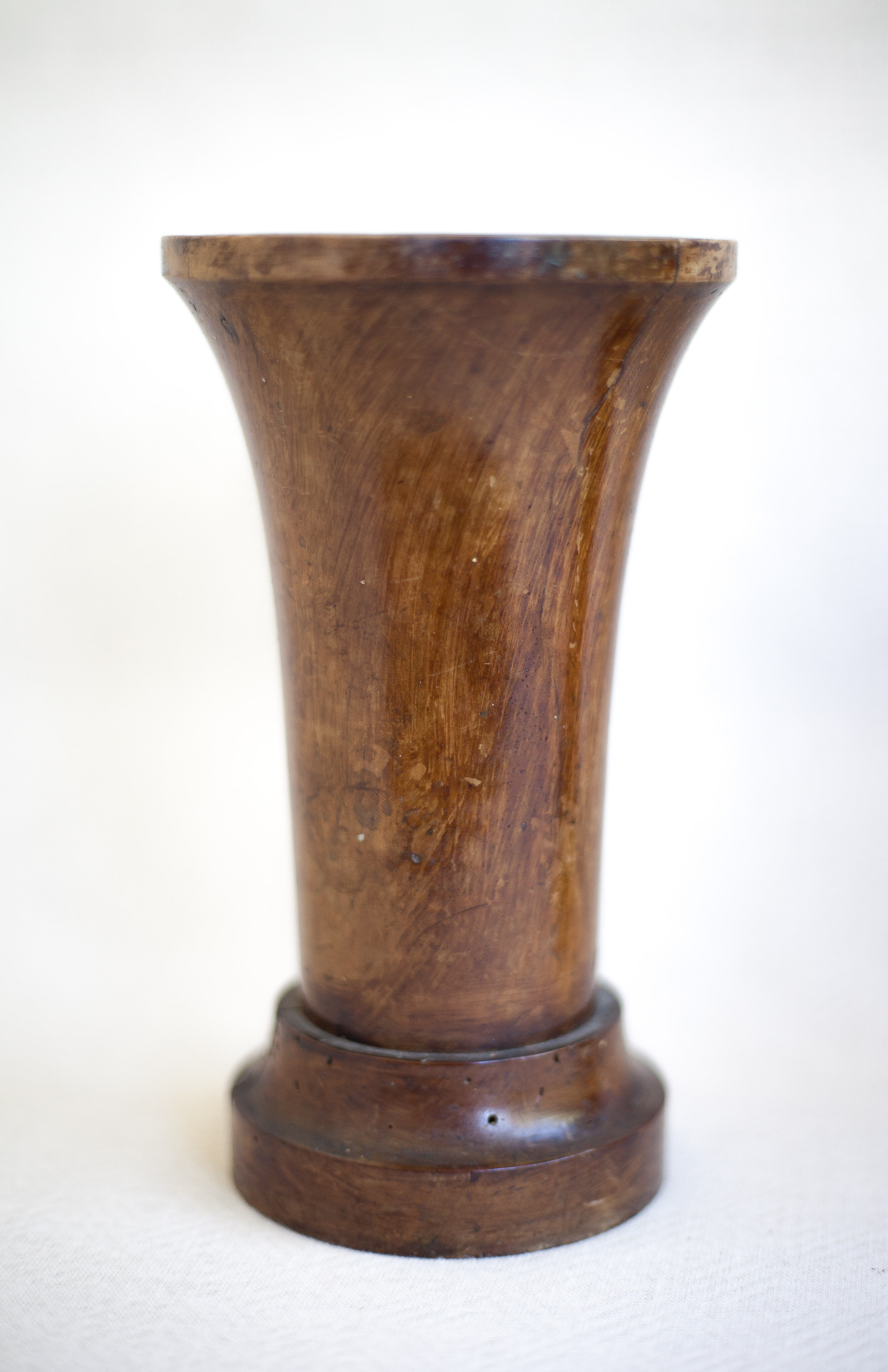 Paire de vases bois vintage