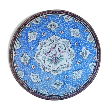 Assiette décorative en métal émaillé bleue avec motifs oiseaux