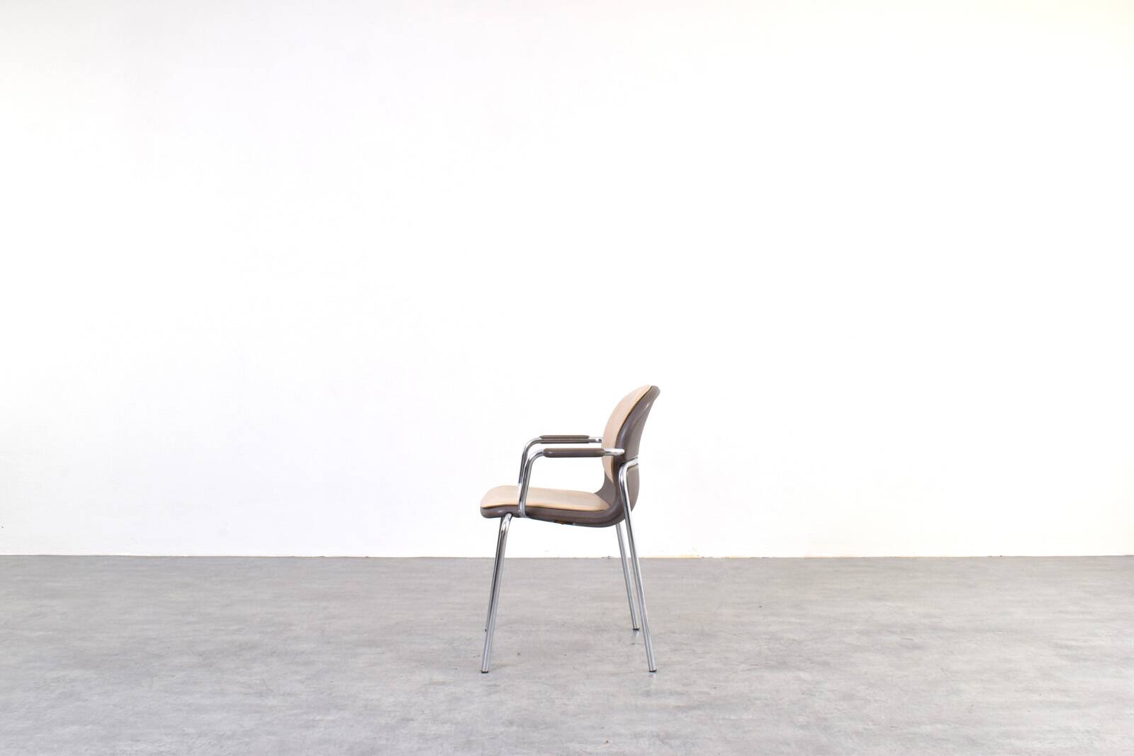 Vintage German Chairs from Wilkhahn, 1980s, Set of 8.