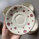 4 porcelain cups and saucers