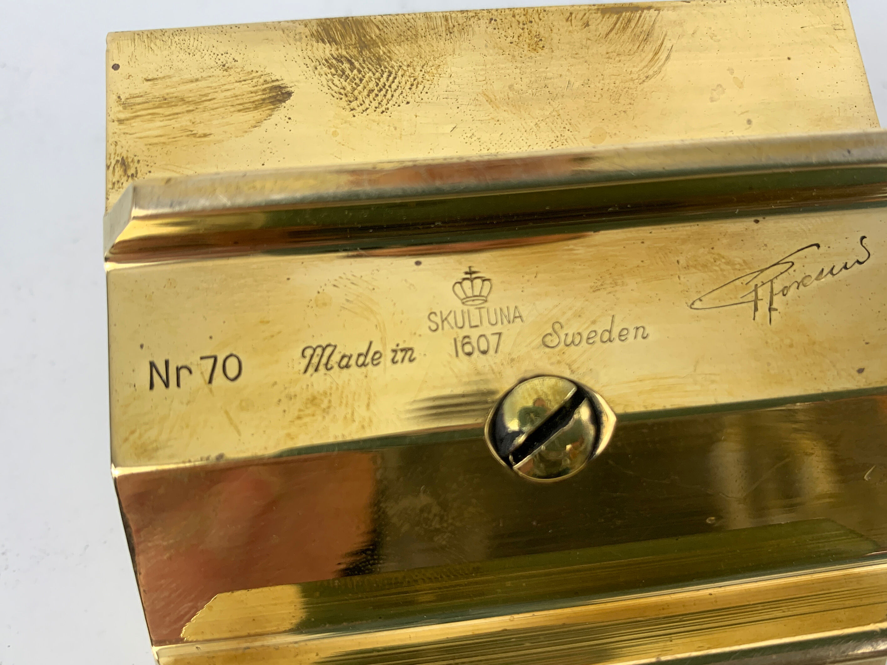 Scandinavian candle holder Model No. 70 in brass, Pierre Forsell for Skultuna, 1960