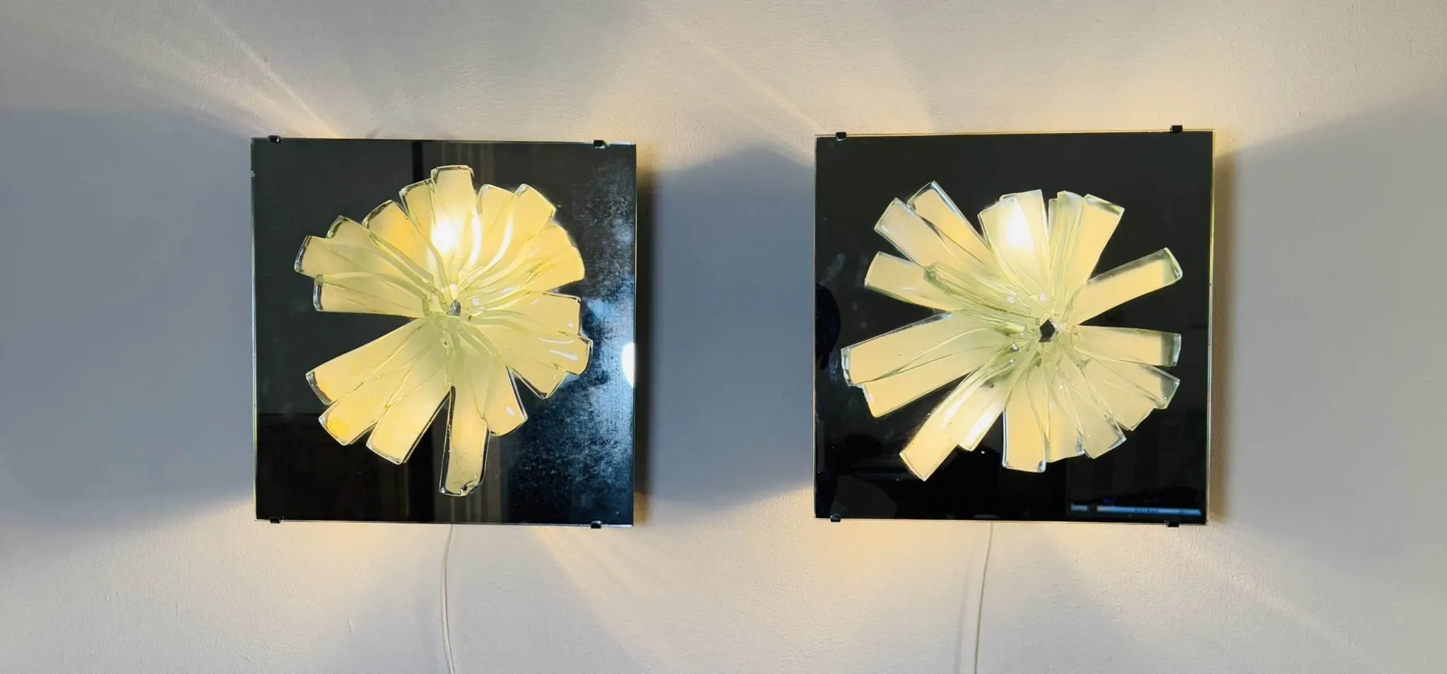 C-1540.00 Wall appliques Lichtreliëf by Raak Amsterdam, Netherlands, 1960s.