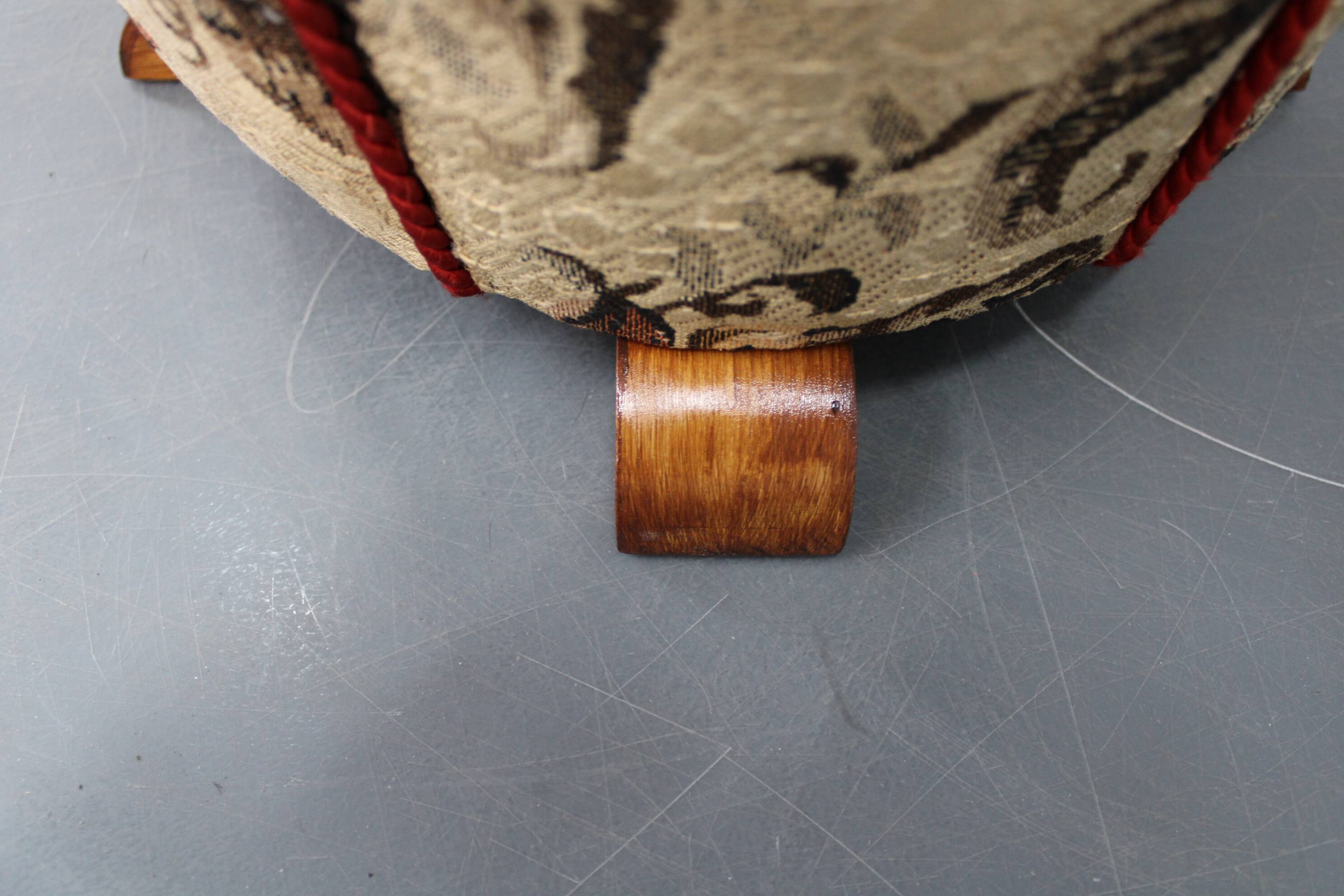 Tabouret Art déco capitonné en tissu à motifs floraux, Tchécoslovaquie, années 1930