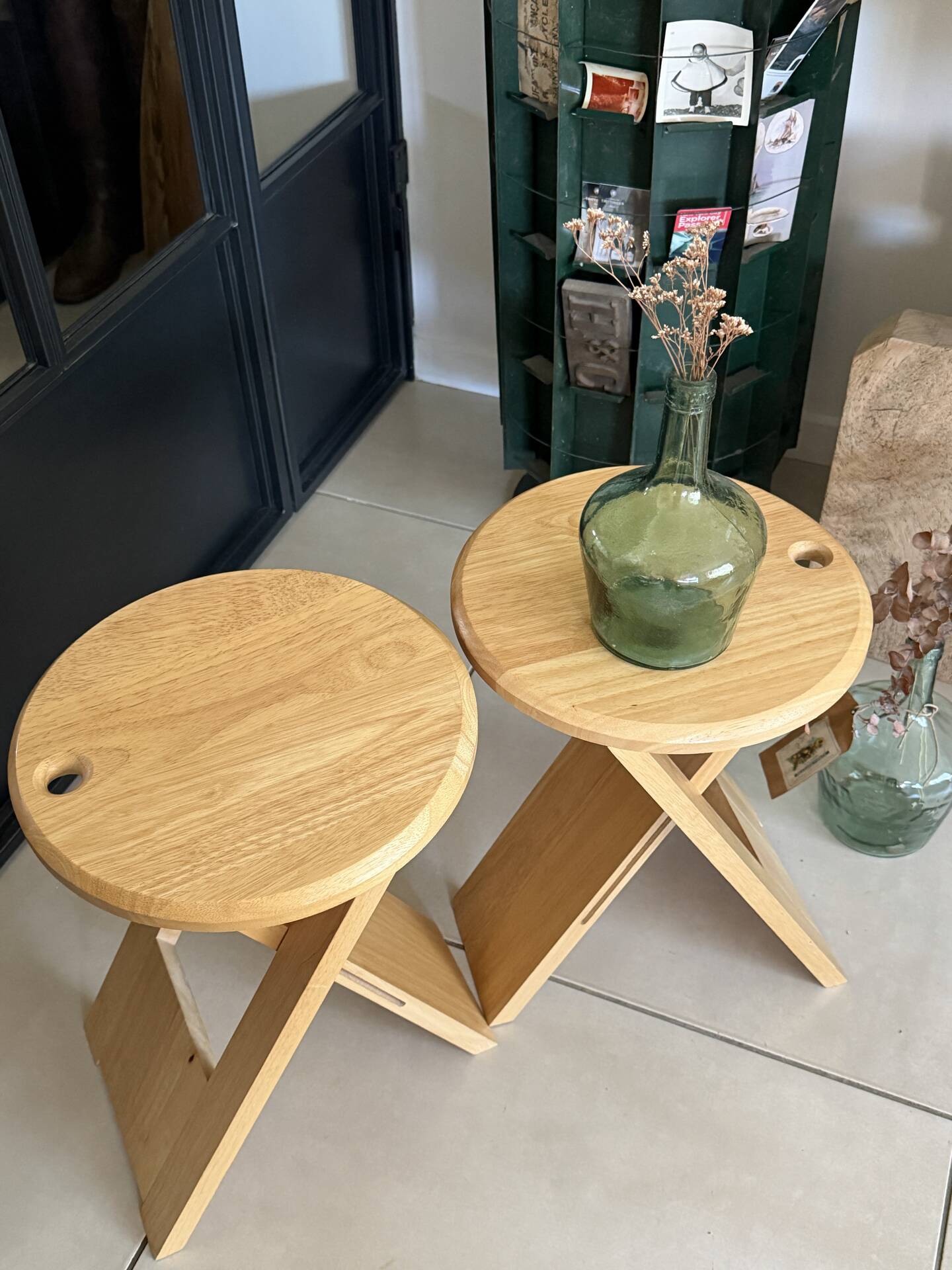 Pair of folding stools "Suzy" – Adrian Reed 1980
