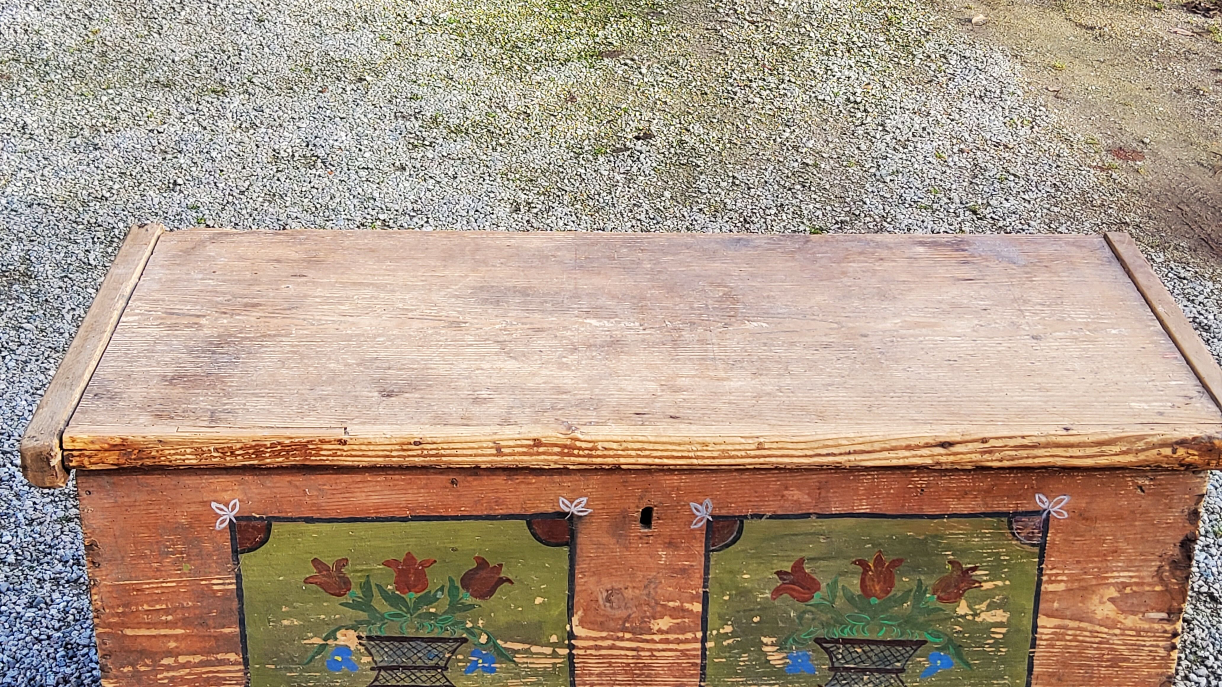 Alsatian polychrome wedding chest eighteenth -nineteenth century