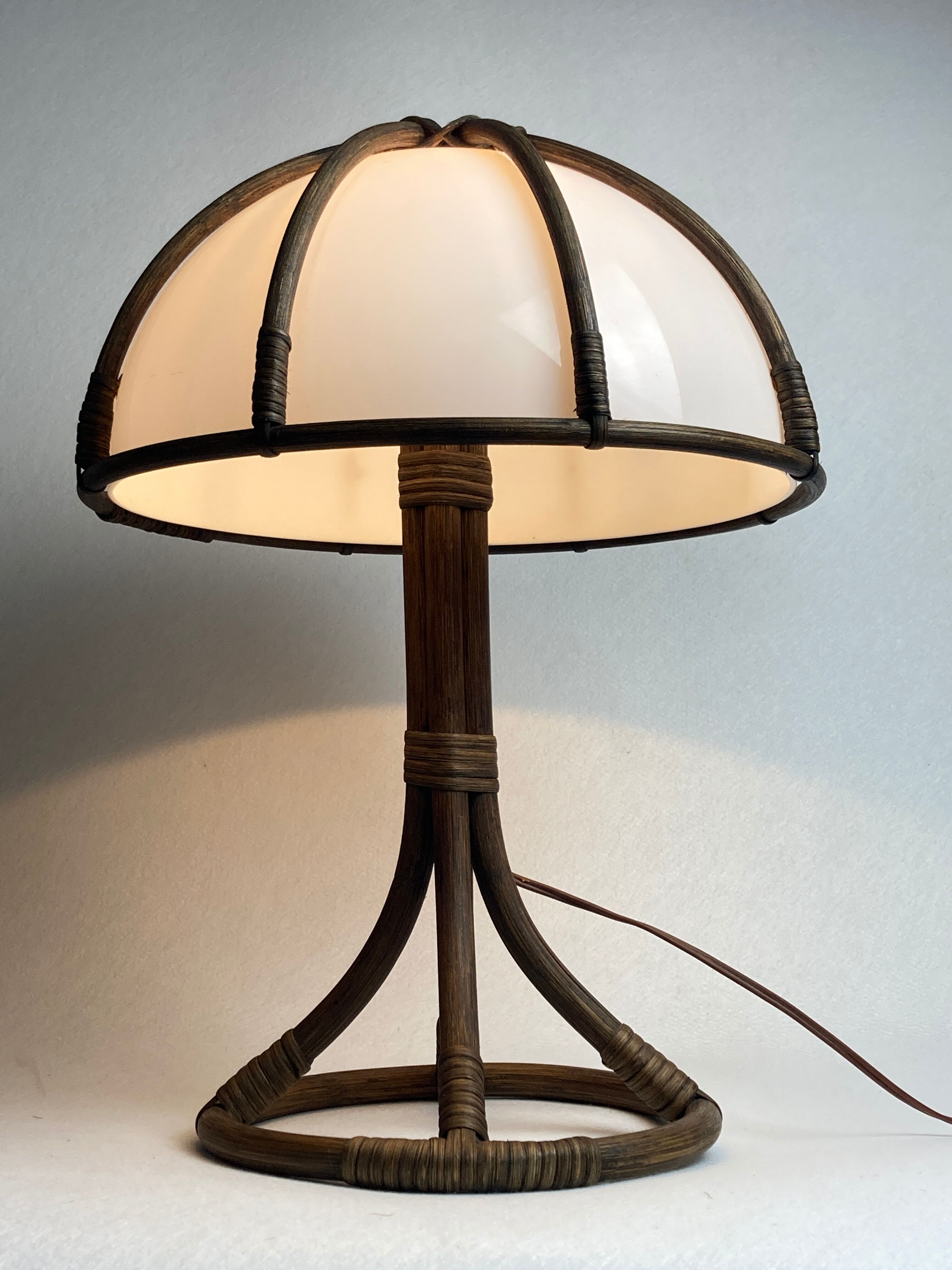 Bamboo rattan mushroom table lamp, Dutch 1970s