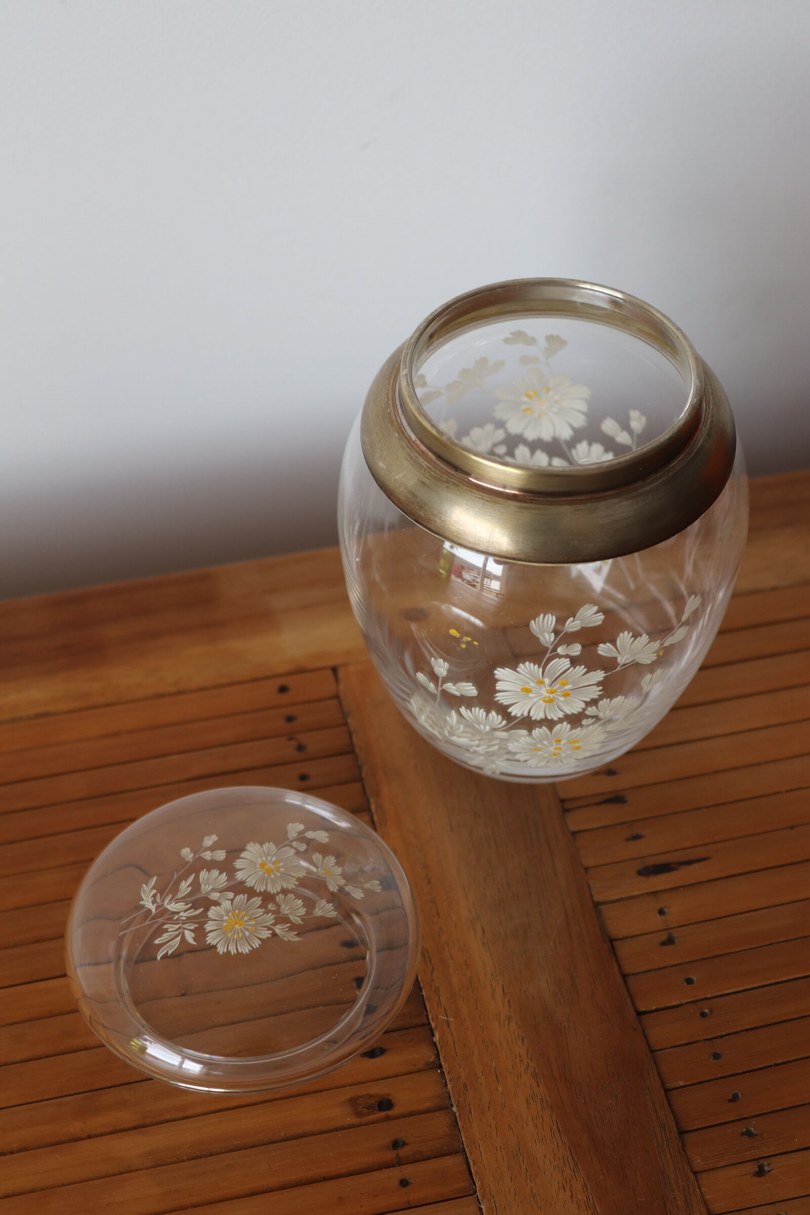 Engraved glass and silver metal candy