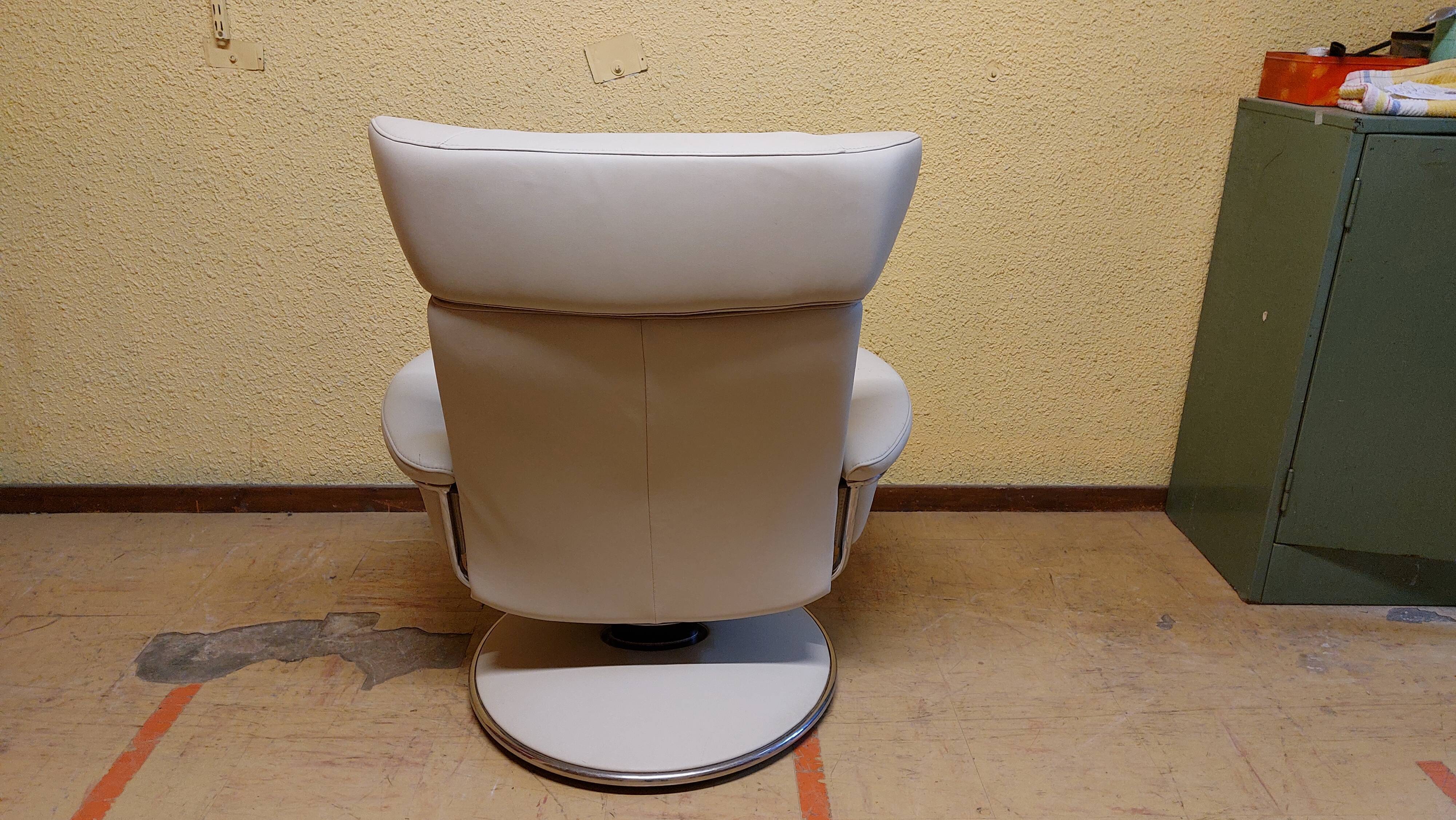 Scandinavian vintage armchair Stressless Jazz