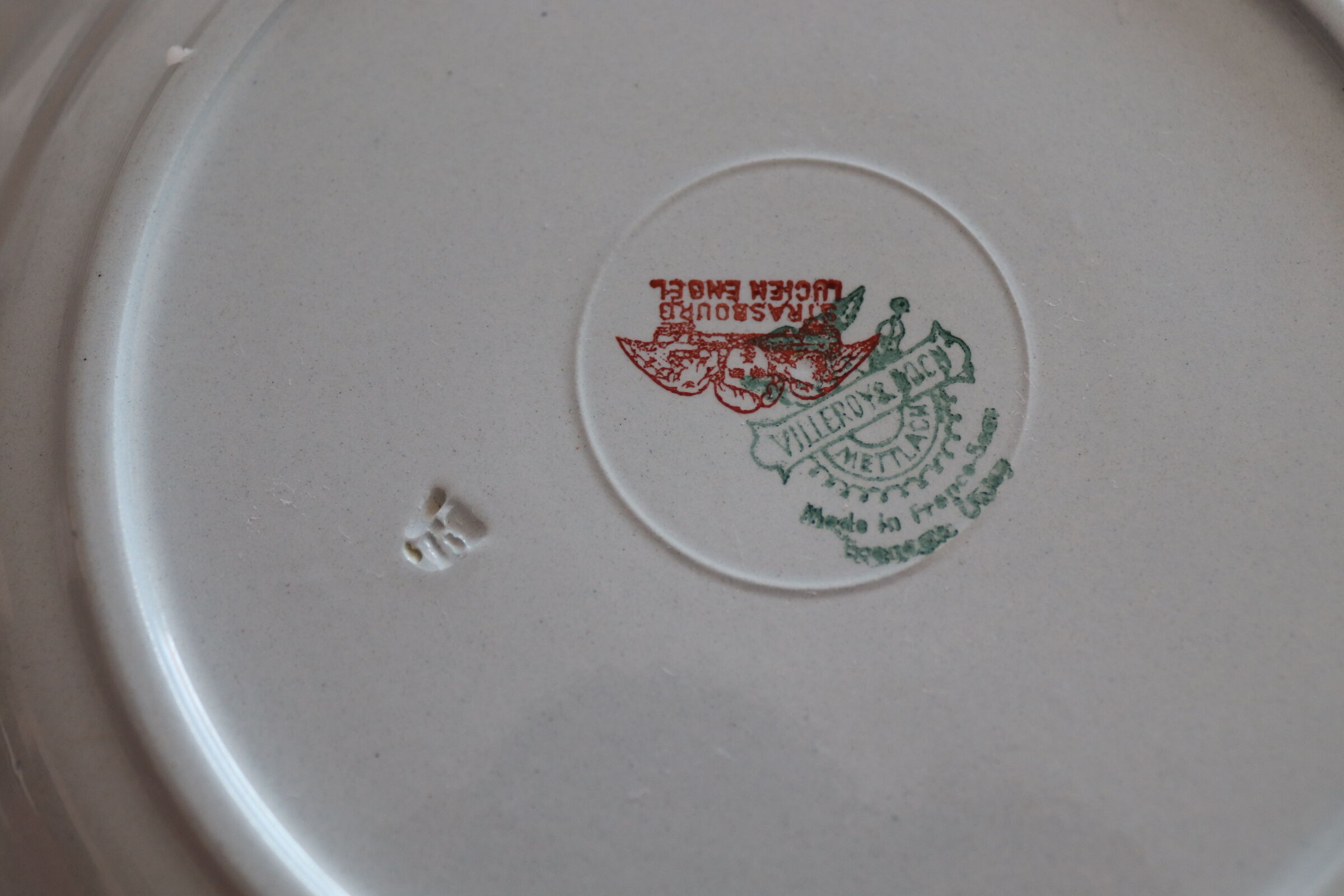 Set of 6 flat plates Villeroy and Boch Mettlach, Lucien Engel