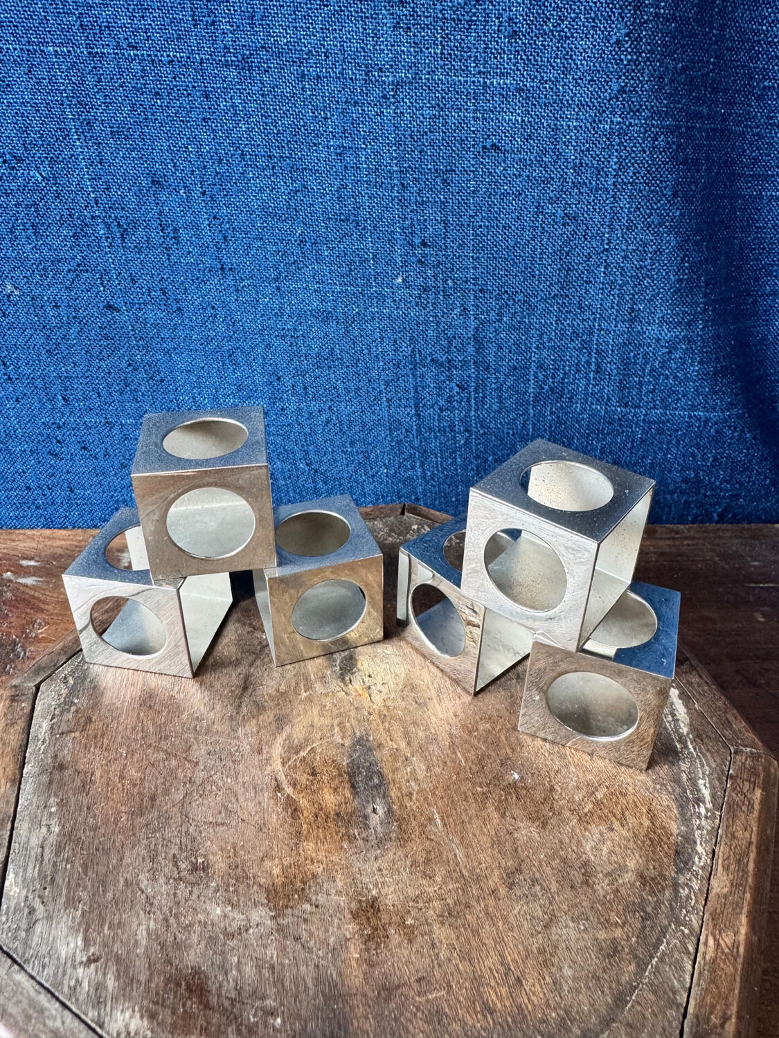 Set of 6 minimalist chrome steel candle holders from the 70s.