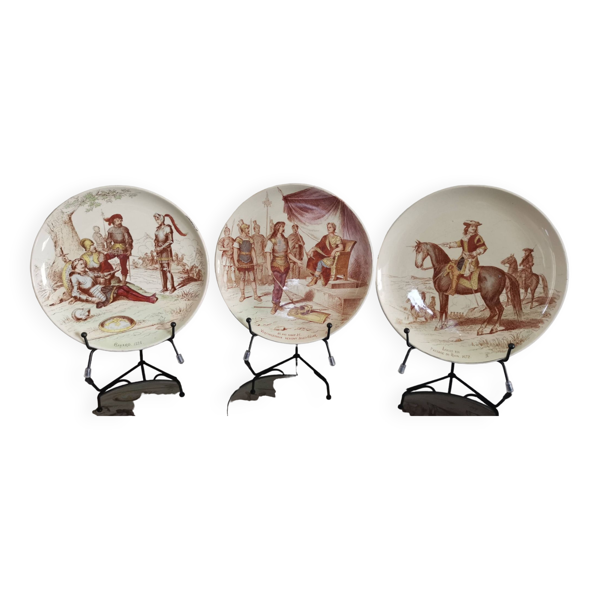 3 assiettes en faïence Creil et Montereau