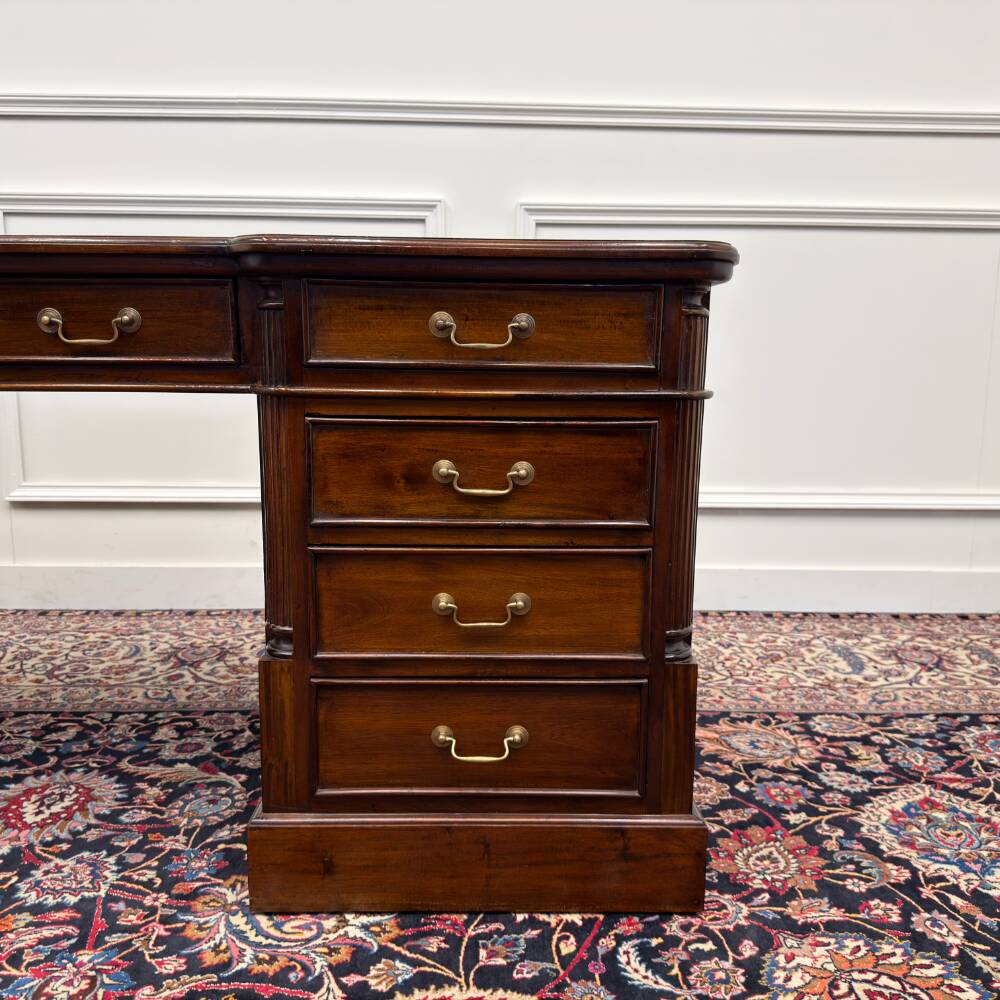 Classic English Desk Green Leather
