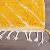 Ecru Moroccan rug with geometric patterns 250cm x 150cm