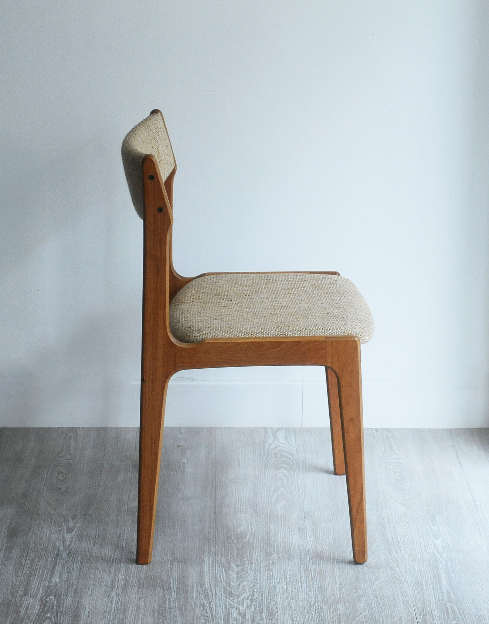 Chairs 1960 teak fabrics wool found