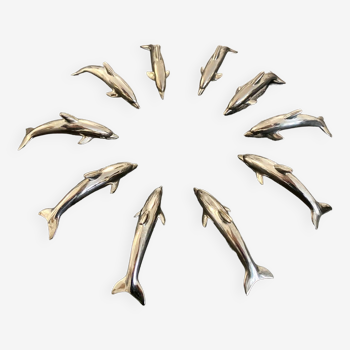 10 porte-noms dauphin, en métal couleur argent