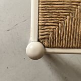 chaise moderniste en bois blanc et paillée