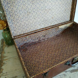 Old case The favorite metal handle